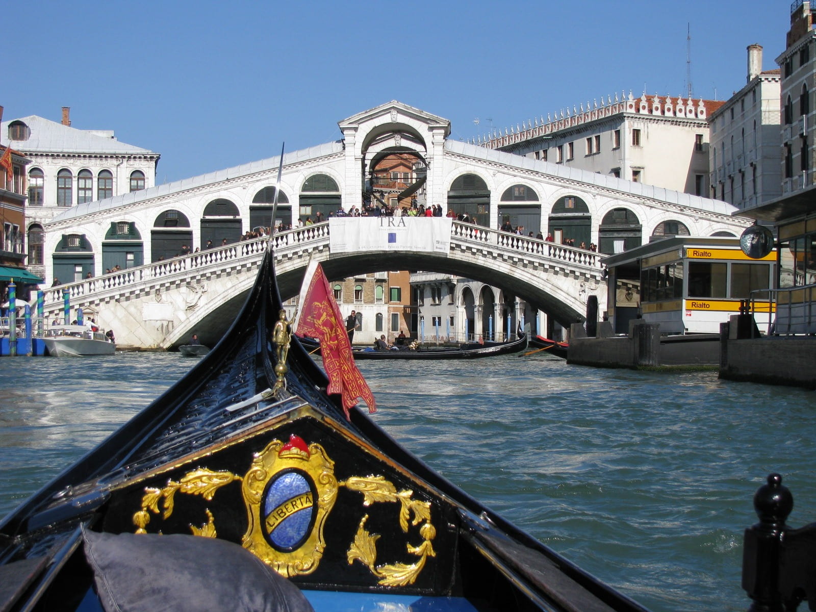 travel destinations, outdoors, transportation, 720P, building exterior, connection, built structure, venezia, nautical vessel, arch, architecture, gondola - traditional boat, HD Wallpaper
