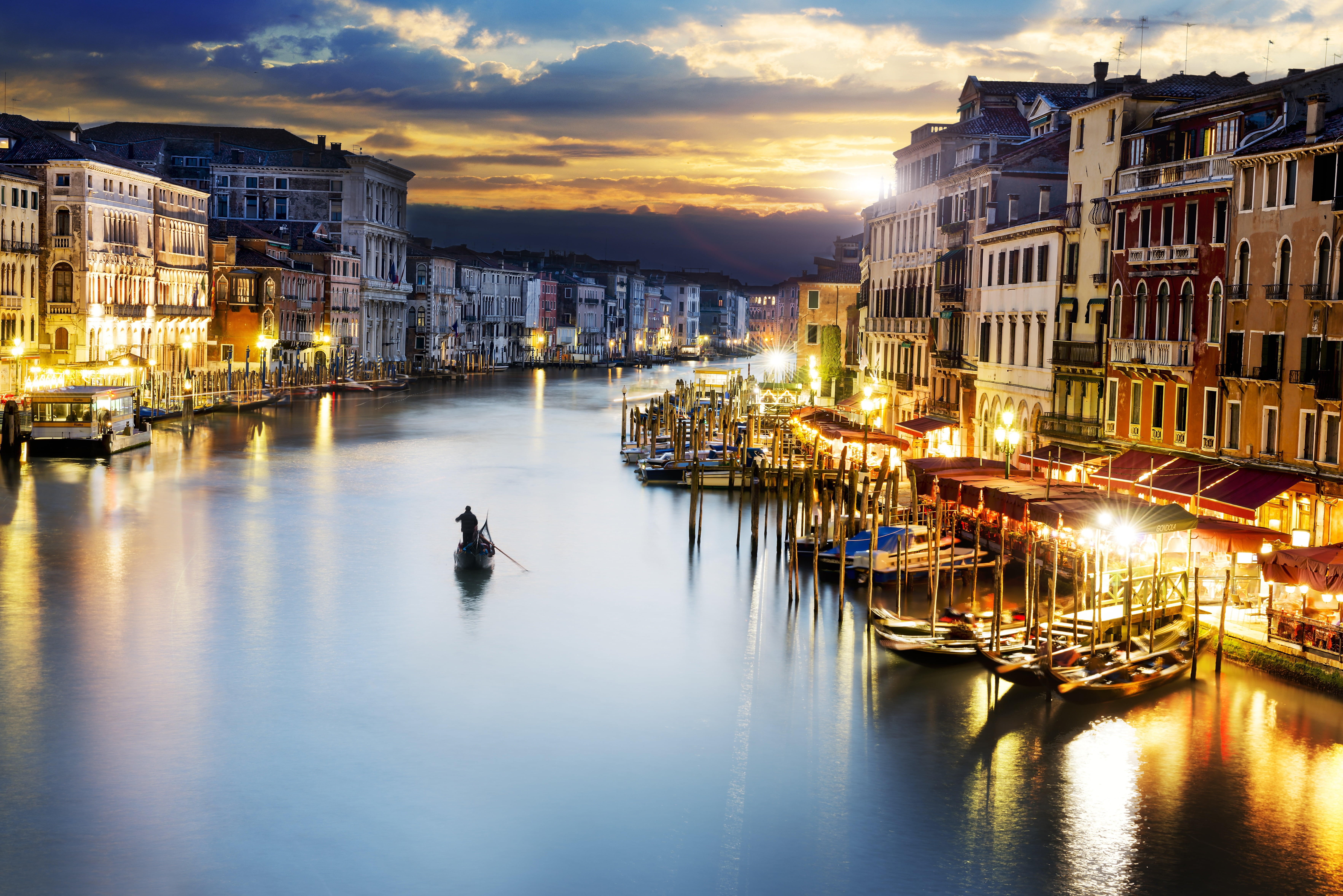 outdoors, Canal Grande, people, history, tourist, vacations, cityscape, sailboat, cultures, harbor, channel, mode of transportation, rialto Bridge, multi Colored, HD Wallpaper