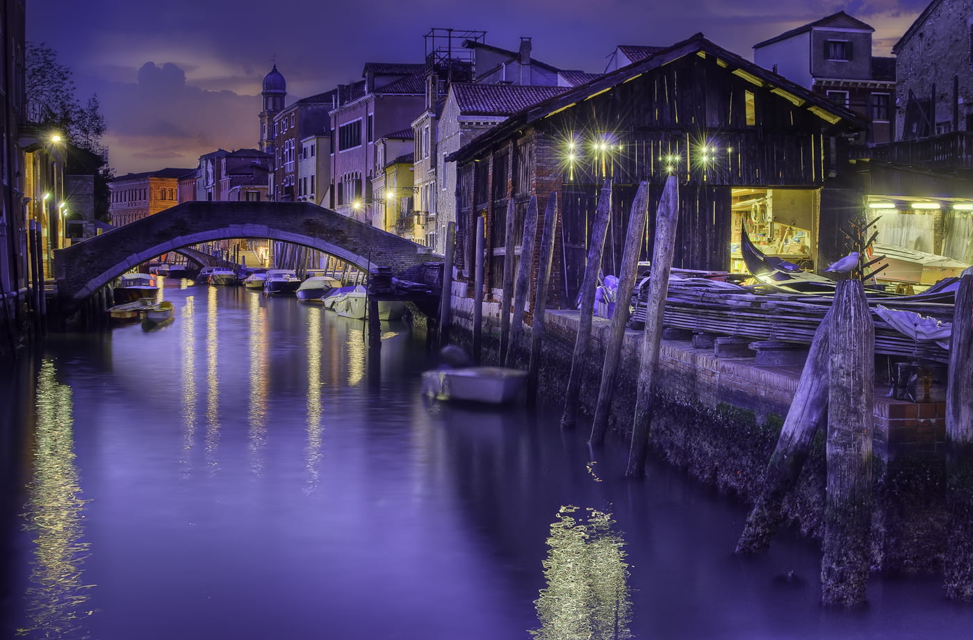 Venice, night  light, City, italy, wooden, wooden bridge, Venetian, paths, nighttime, italia, Sunset, nikon, bridge, 720P, cityscape, Venezia, HD Wallpaper