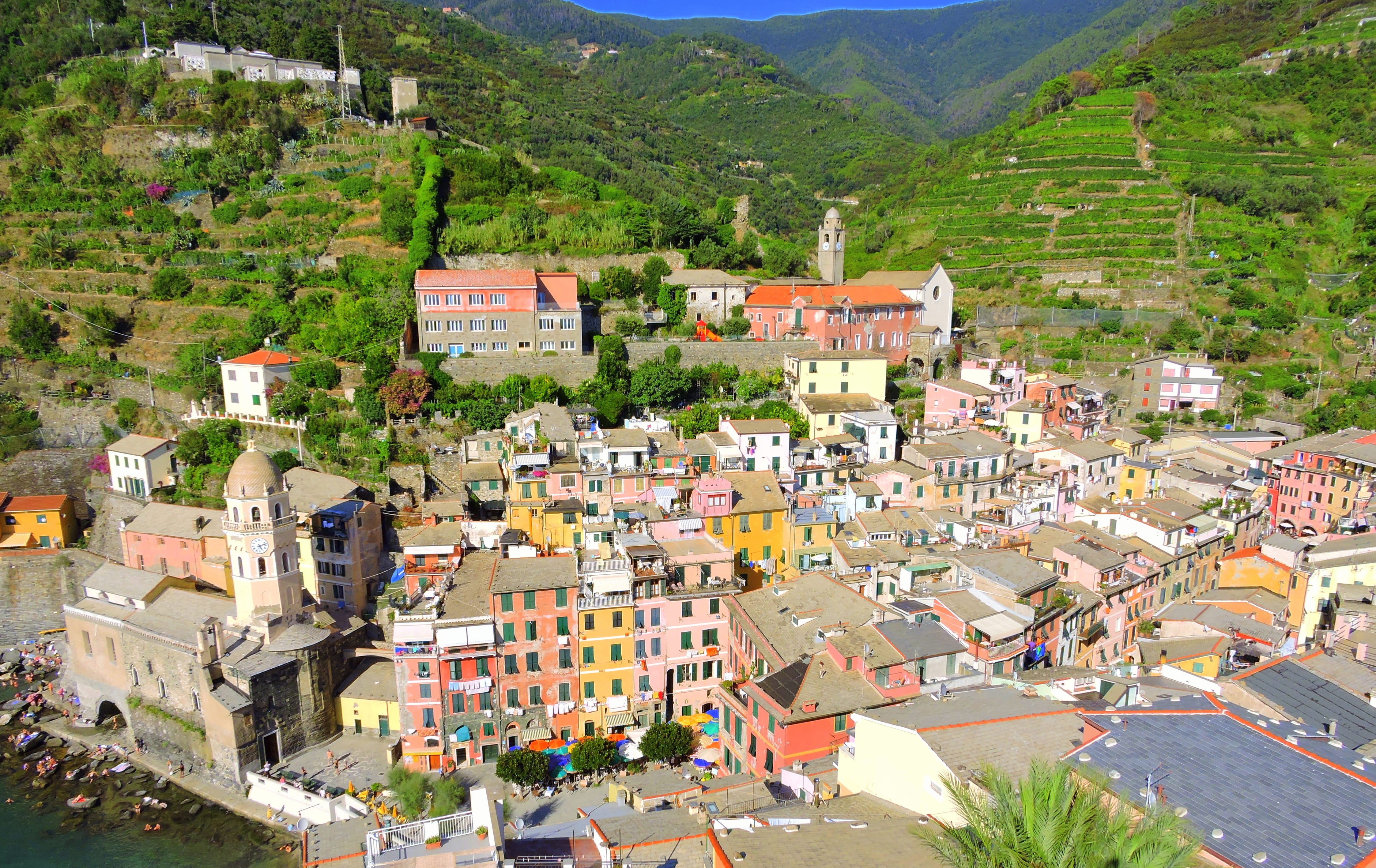 architecture, crowd, city, nature, building, church, mountain, scenics, cityscape, vernazza, land, crowded, summer, high angle view, residential district, HD Wallpaper