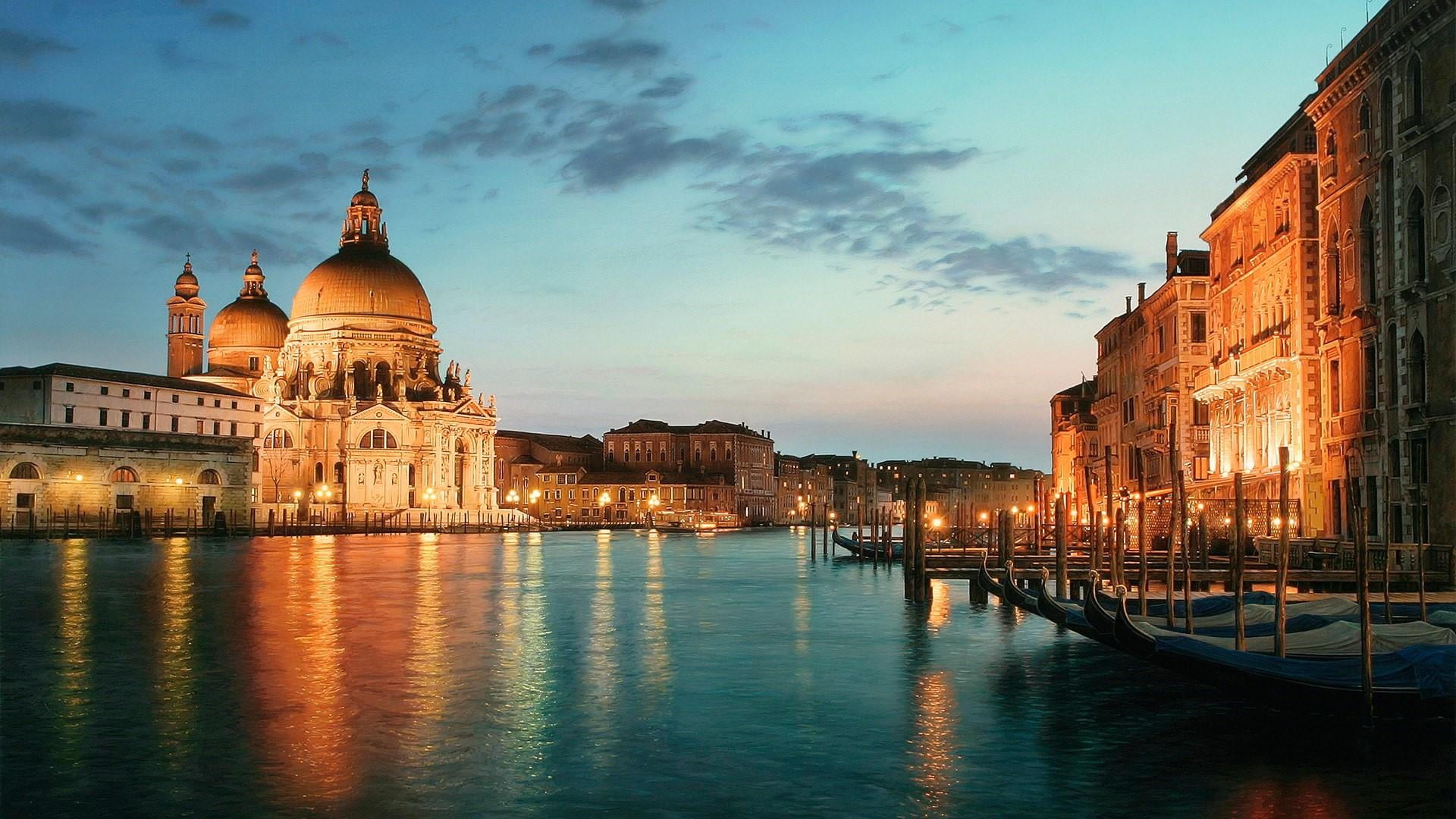 dusk, cityscape, italy, waterway, transportation, reflection, mode of transportation, 1080P, tourist attraction, europe, waterfront, canal, history, tourism, HD Wallpaper