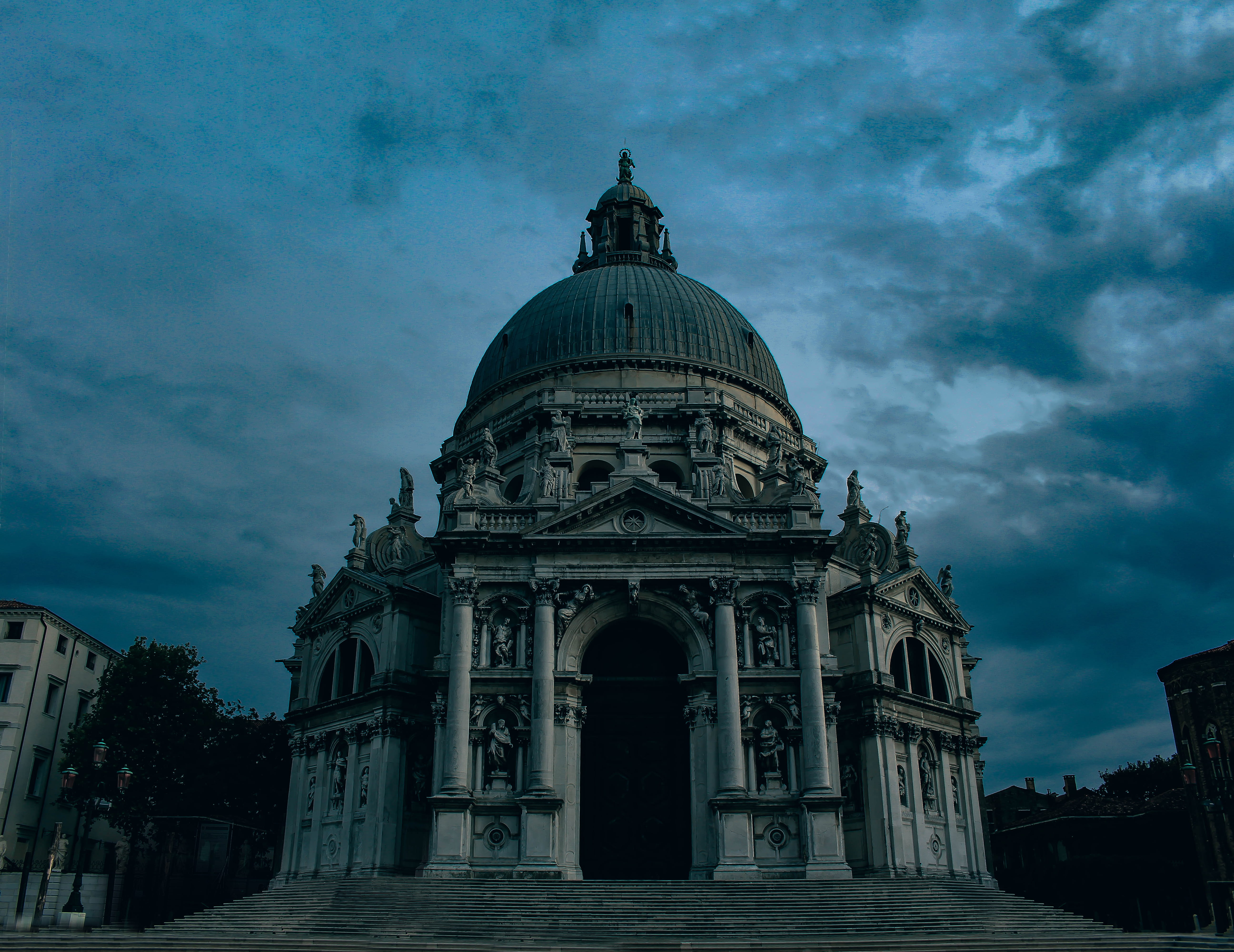 history, building exterior, dome, statue, europe, architecture, low angle view, government, outdoors, church, building, dusk, travel destinations, spirituality, HD Wallpaper