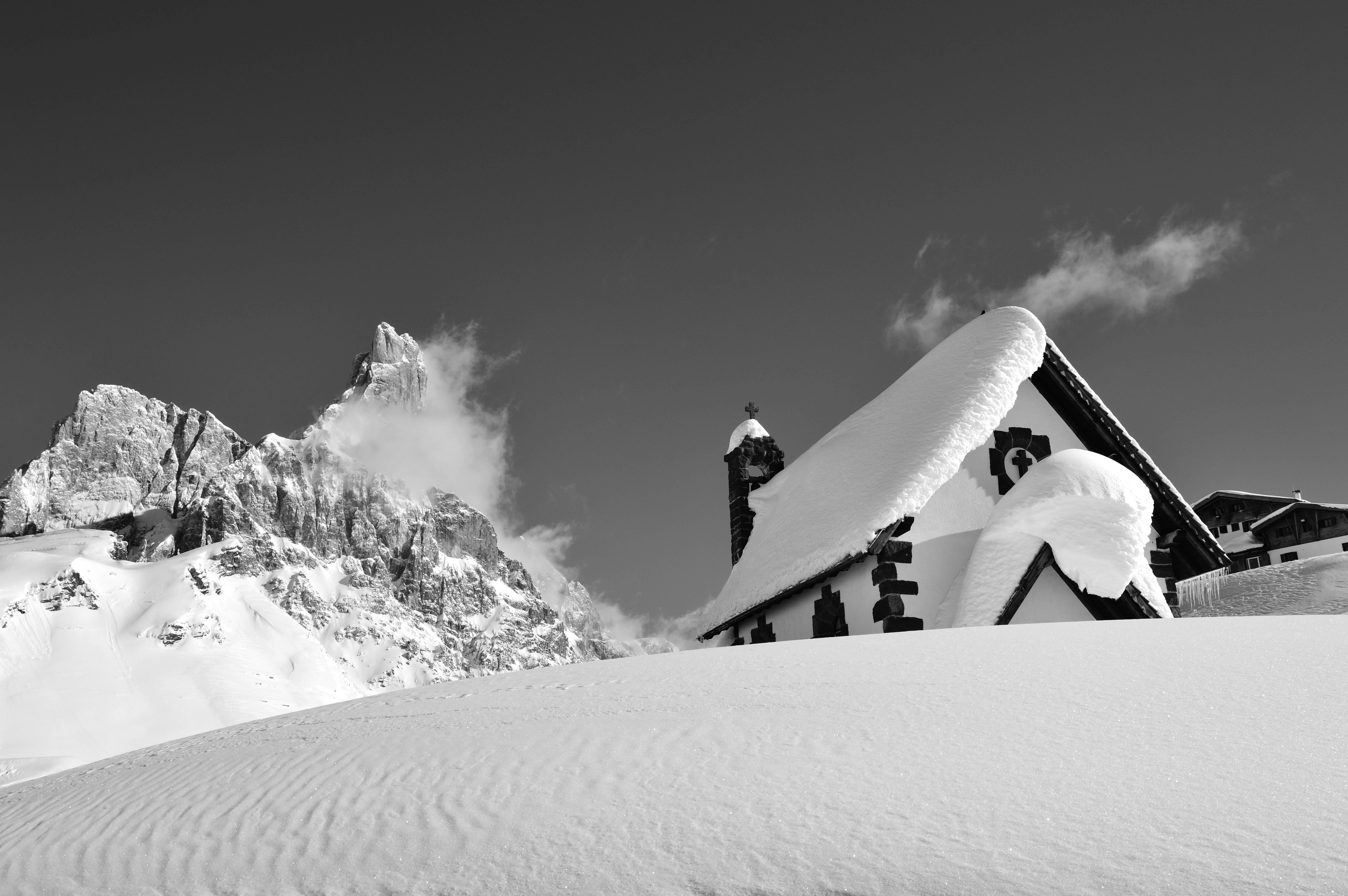 landscape, scenics - nature, warm clothing, mountain, winter, snowcapped mountain, day, mountain range, mountains, outdoors, environment, 5K, house, beauty in nature, HD Wallpaper