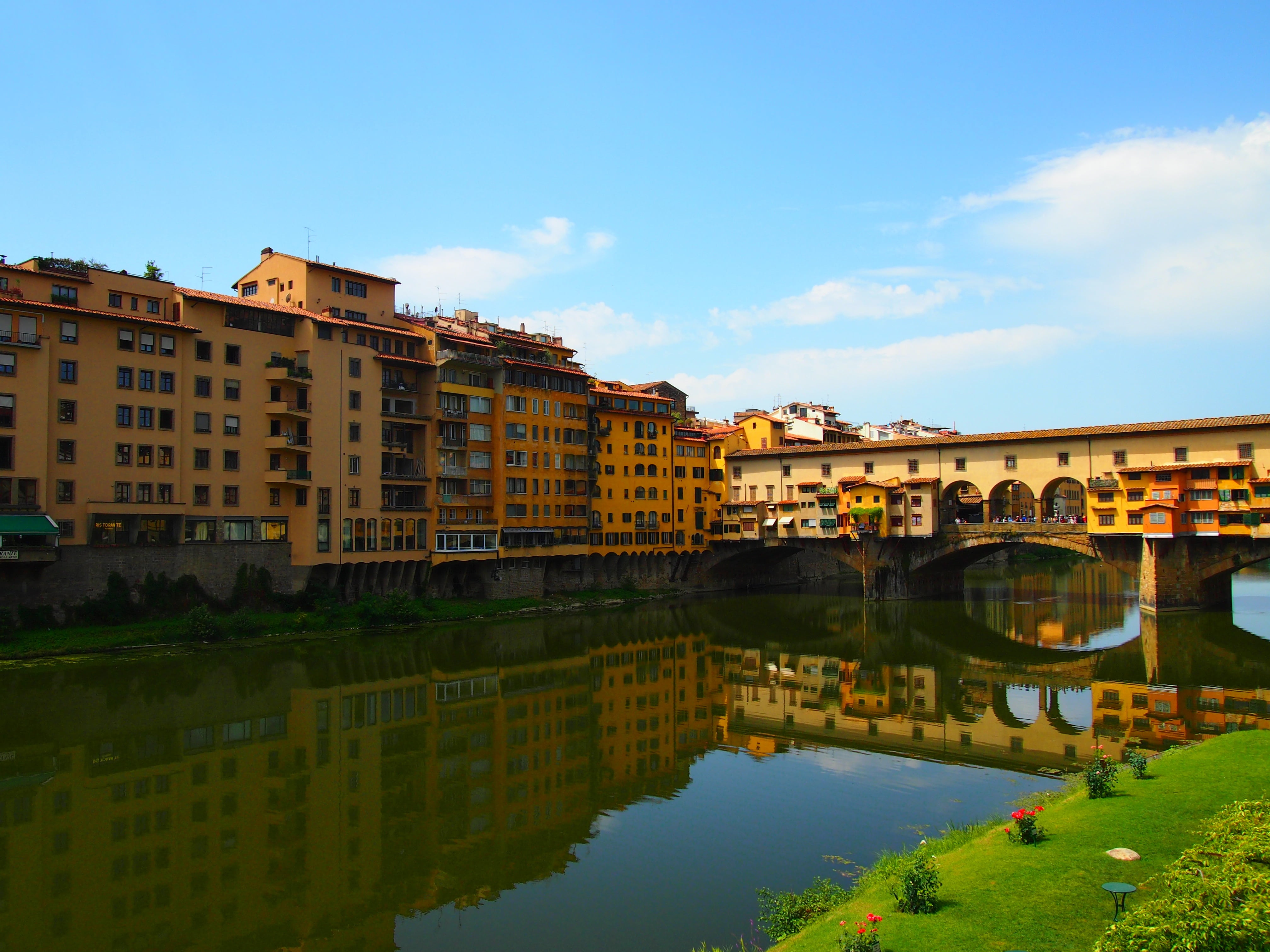 city, bridge - man made structure, 4K, ponte vecchio, sky, no people, residential district, florence, arch bridge, water, arch, built structure, day, waterfront, HD Wallpaper