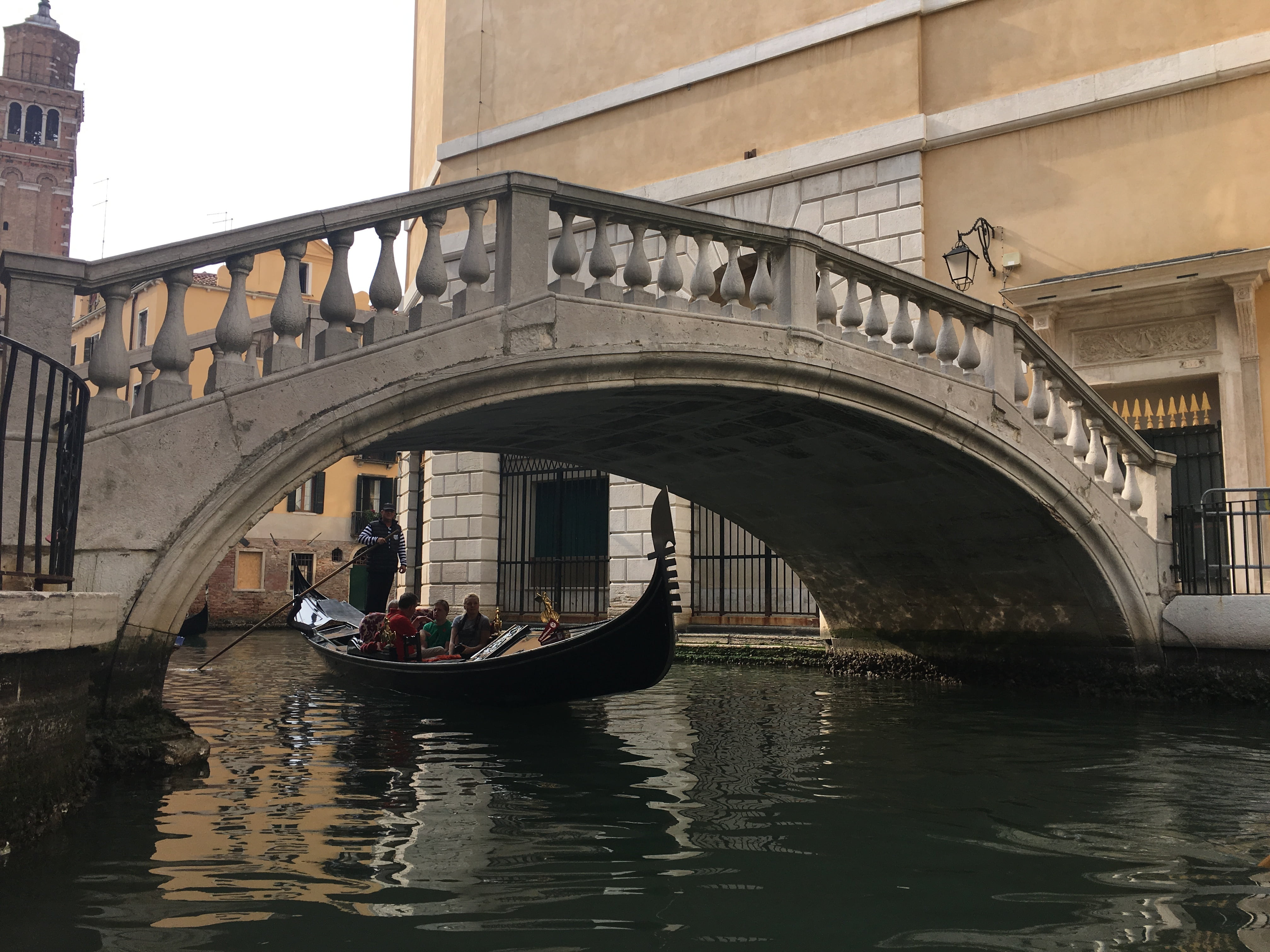 i, venezia, building exterior, tourism, urban Scene, outdoors, italy, mode of transportation, men, water, cityscape, europe, famous, tourist, sea, nautical Vessel, HD Wallpaper
