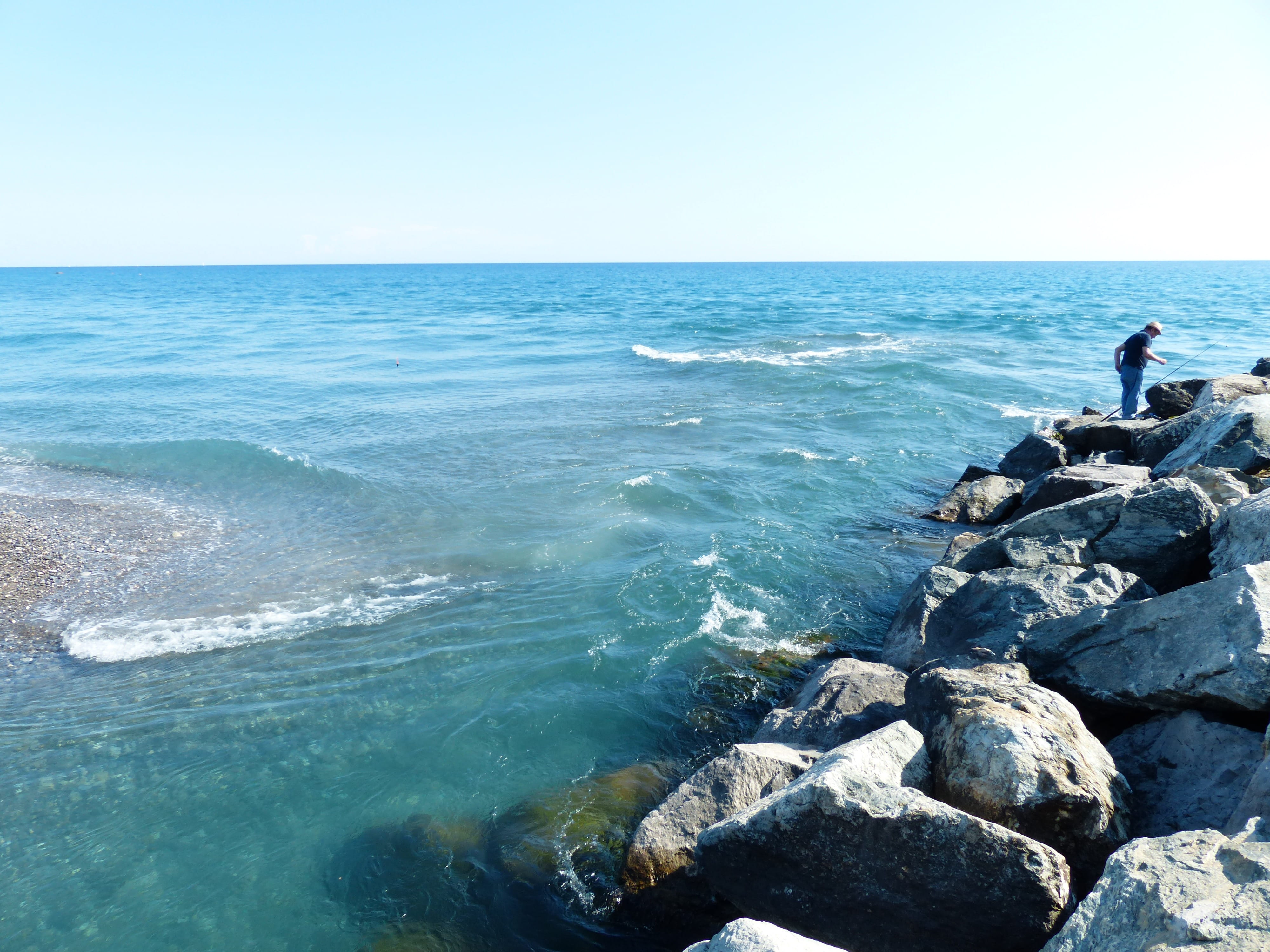 day, blue, bodies Of Water, rock, liguria, motion, Mediterranean, roia, clear sky, coastline, solid, outdoors, beach, Water, Sea, horizon over water, River, HD Wallpaper
