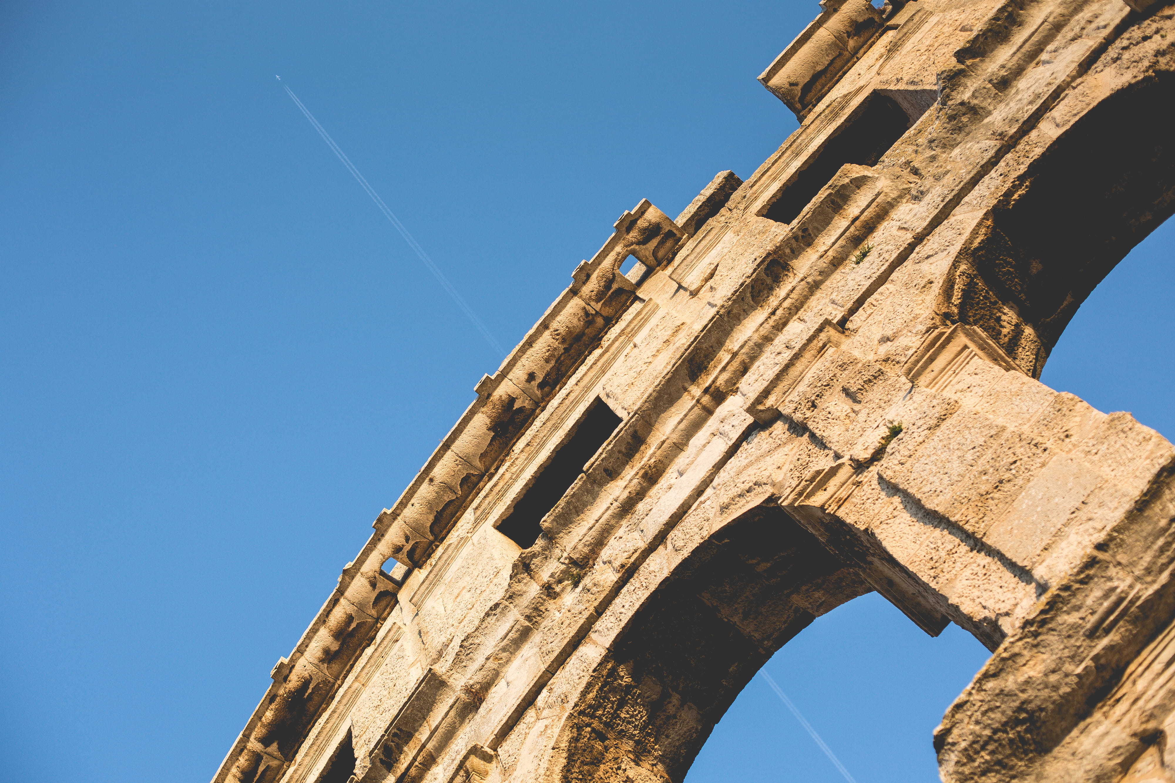 arena, airplane, nature, outdoors, no people, old Ruin, travel destinations, architecture, Pula, day, sky, clear sky, blue, roman, low angle view, europe, HD Wallpaper