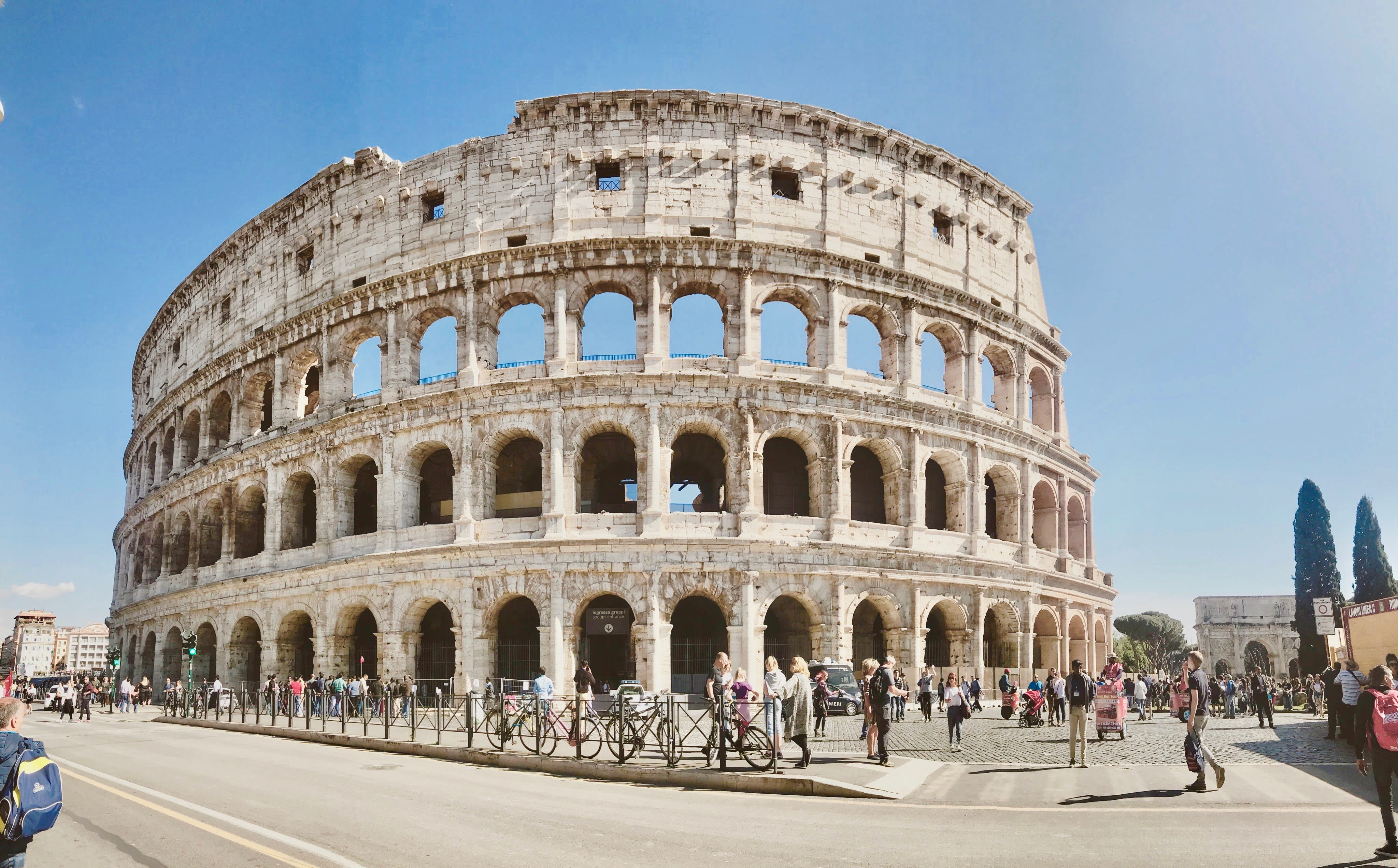 tourist, real people, colosseo (mb), group of people, person, human, crowd, roma, built structure, stadium, colosseum, italy, travel destinations, bicycle, HD Wallpaper