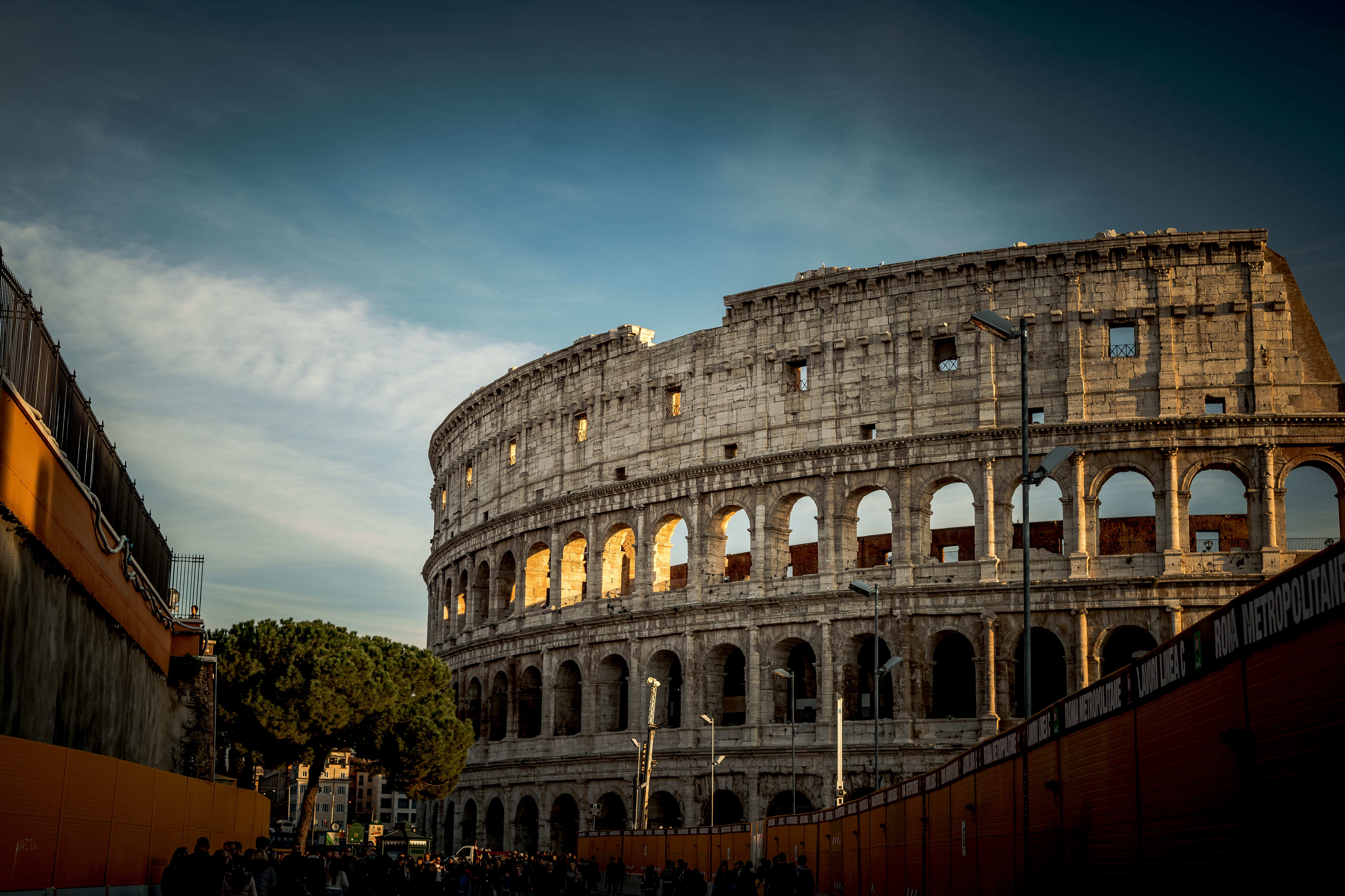 ancient civilization, monument, tourism, 5K, arts culture and entertainment, the past, wall, italy, journey, outdoors, sky, traveler, amphitheater, cloud - sky, HD Wallpaper