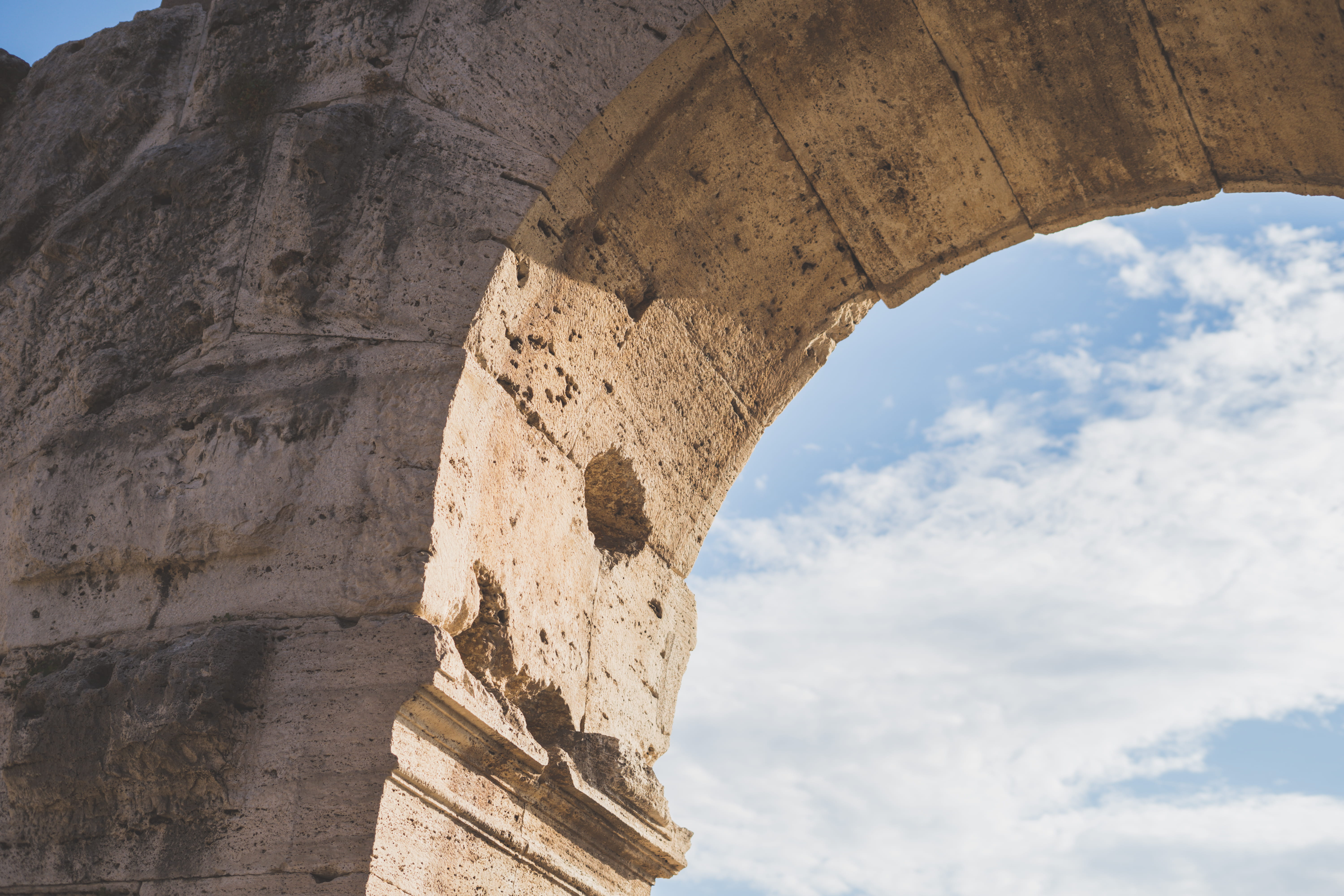 old, 5K, outdoors, old ruin, archaeology, architecture, colosseo, italy, ancient, history, sky, rock, deterioration, nature, low angle view, the past, HD Wallpaper