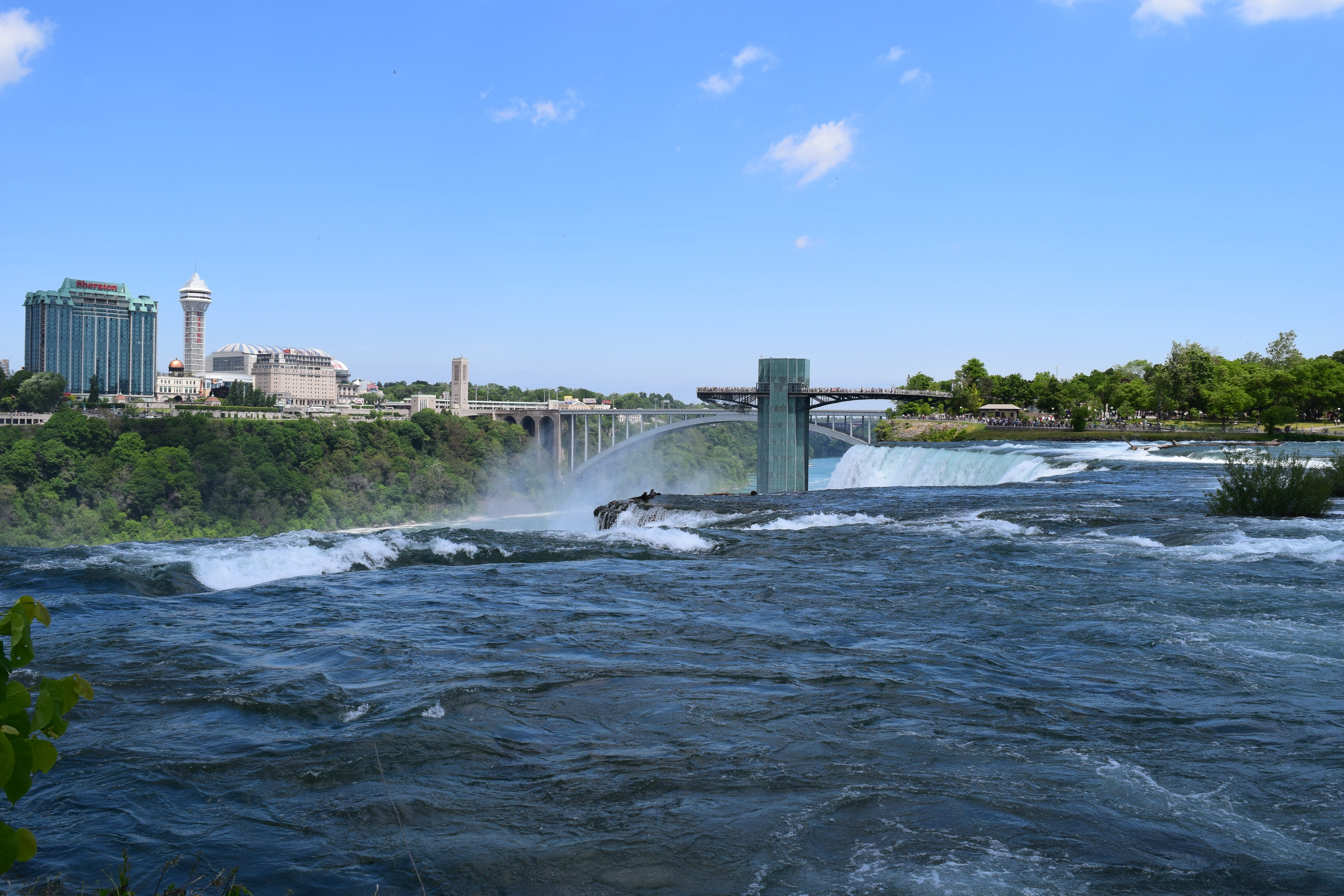beauty in nature, tree, day, city, clear sky, waterfront, outdoors, Niagara Falls State Park, no people, wave, park, american, power in nature, flowing, HD Wallpaper