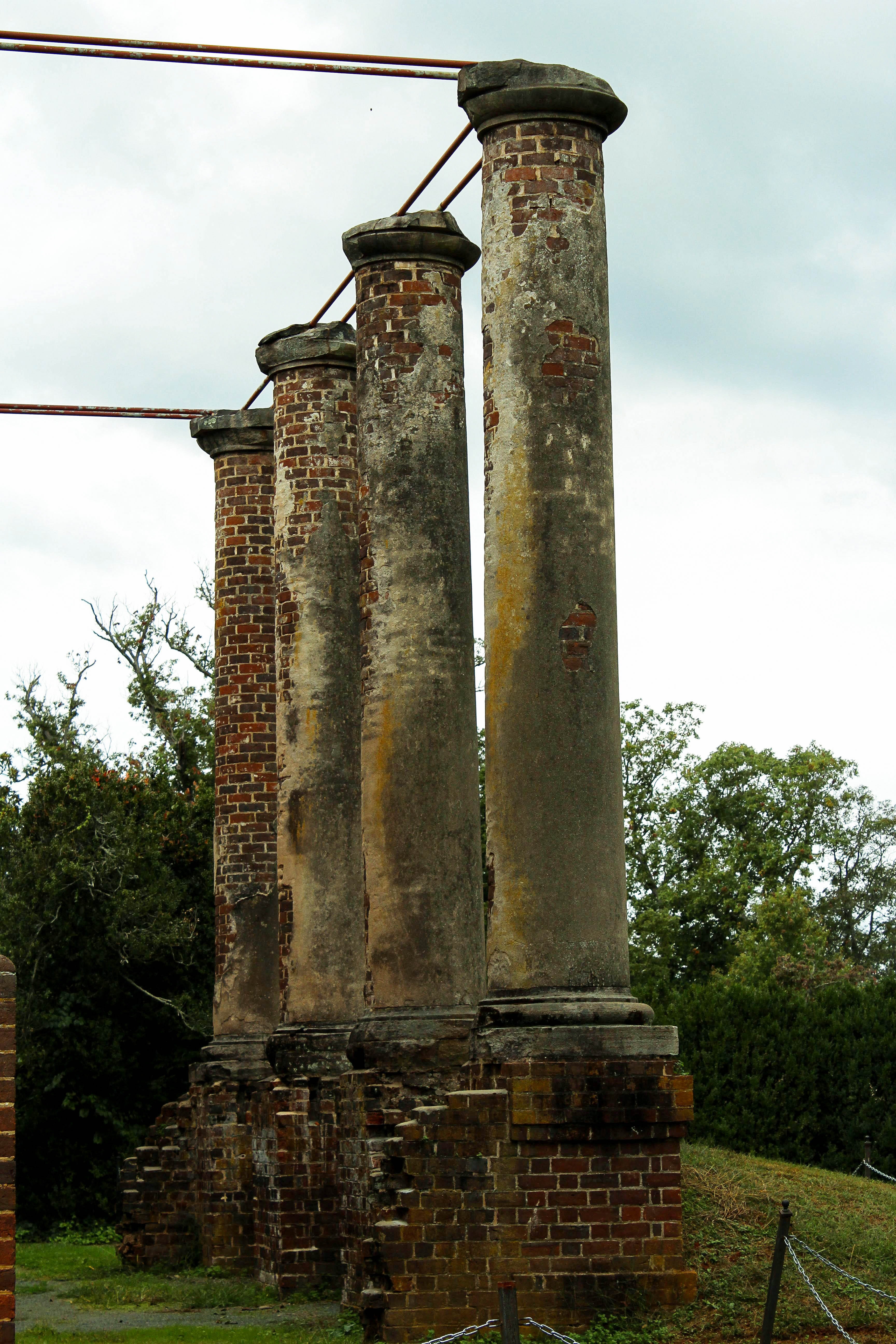 obsolete, monument, Ruins, old Ruin, the past, architectural Column, field, culture, stone, sky, abandoned, 5K, damanged, pillars, built structure, architecture, Phone HD Wallpaper