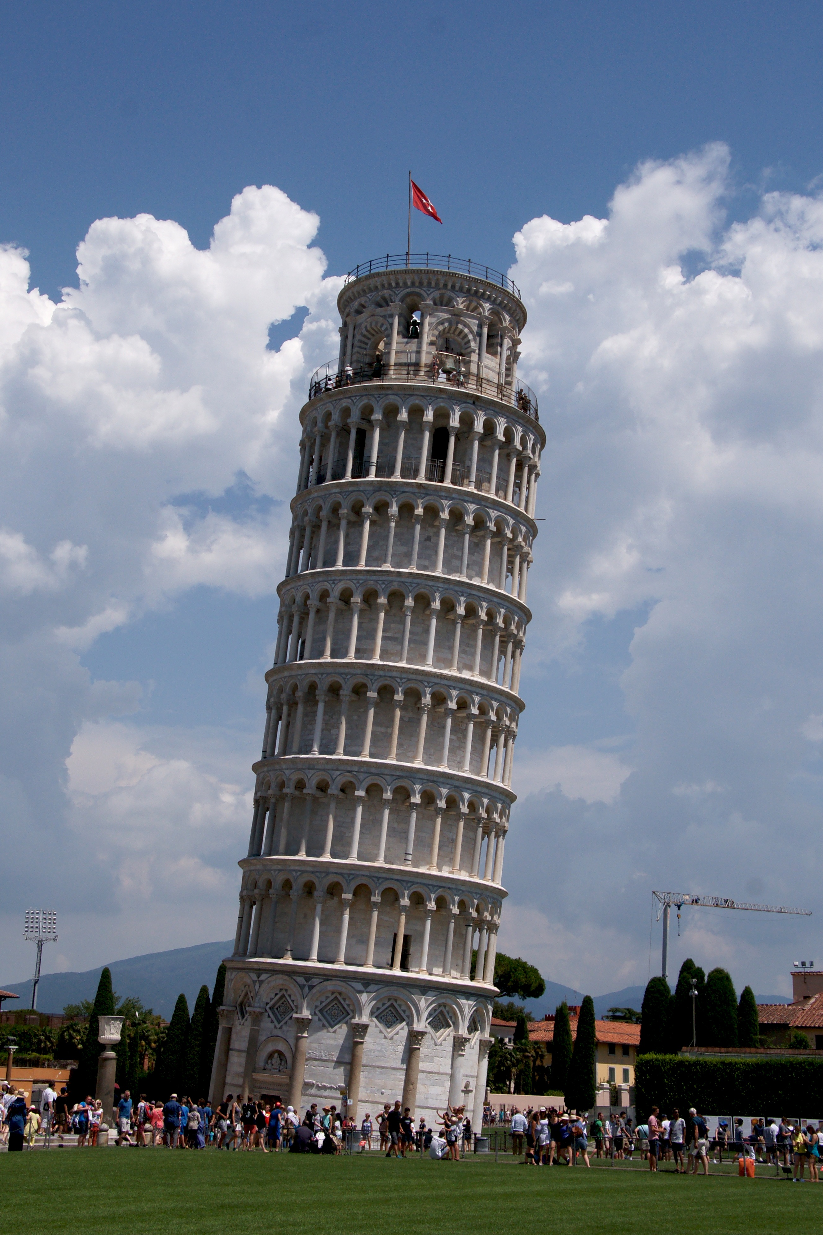 italy, building, leaning tower of pisa, miracle, culture, tuscany, nature, architecture, italian, outdoors, holiday, travel, large group of people, flag, Phone HD Wallpaper