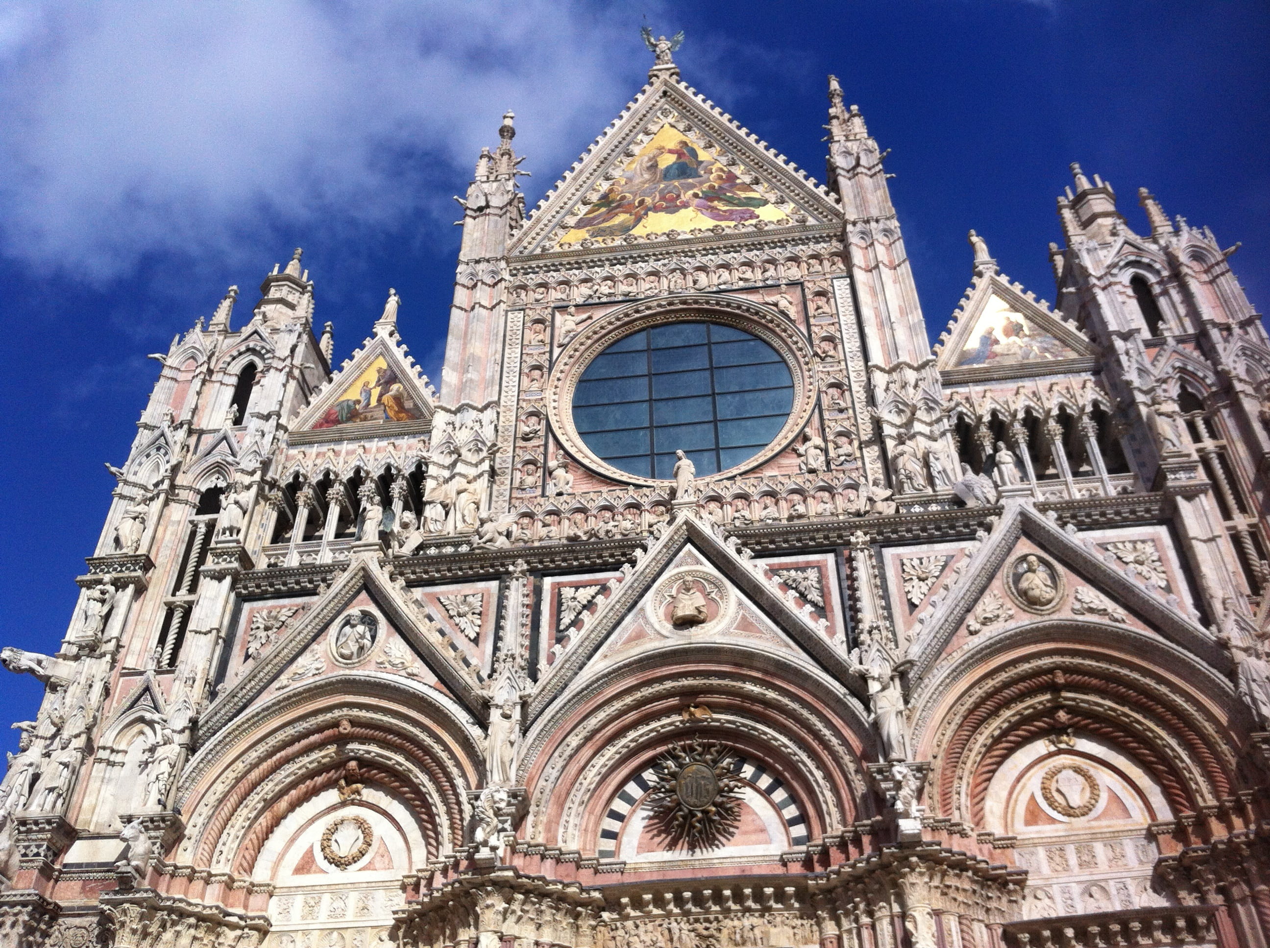 building exterior, travel, church, temple, historical, tradition, sun, belief, low angle view, day, ornate, tourism, summer, italy, tourist, artistic, no people, HD Wallpaper