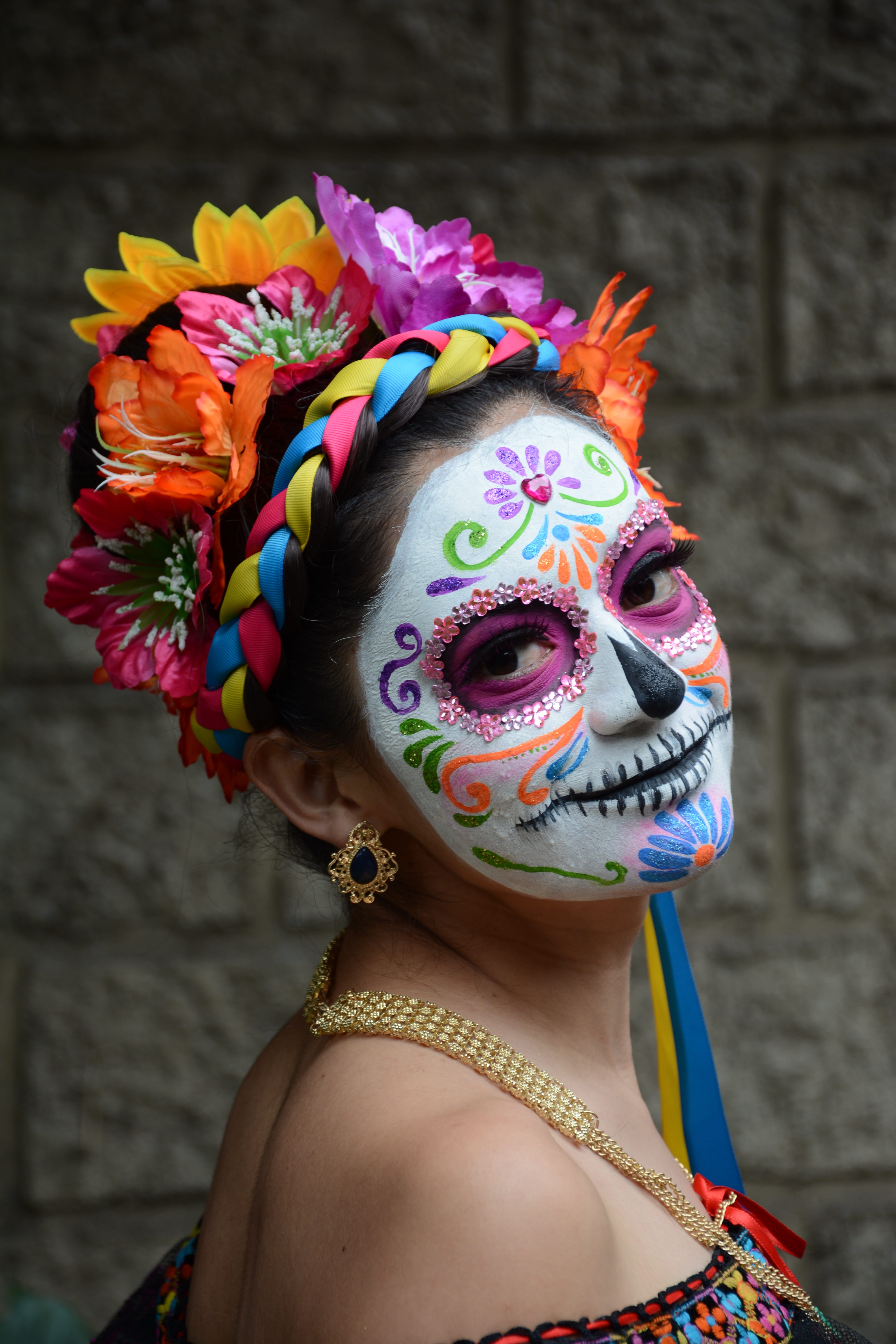 5K, catrina, leisure activity, women, one person, multi colored, bella, flower, face, young adult, lifestyles, real people, traditional dancing, celebration, Phone HD Wallpaper