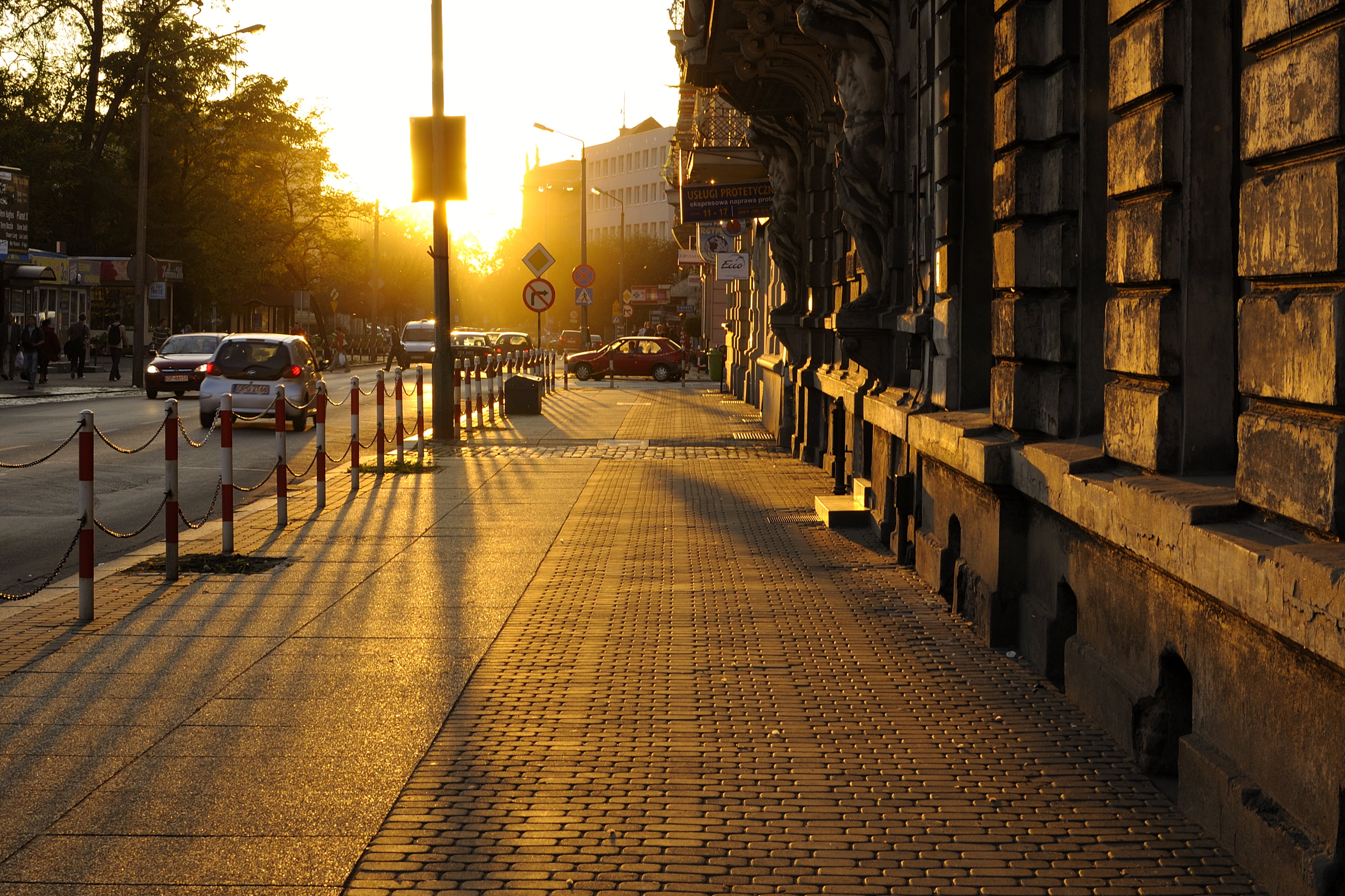 nikkor, nikon  d300, 35mm, 8G, ulica, Opole, gray, city, f/1, establishment, architecture, urban Scene, street, near, go, pavement, sunset, 2K, HD Wallpaper