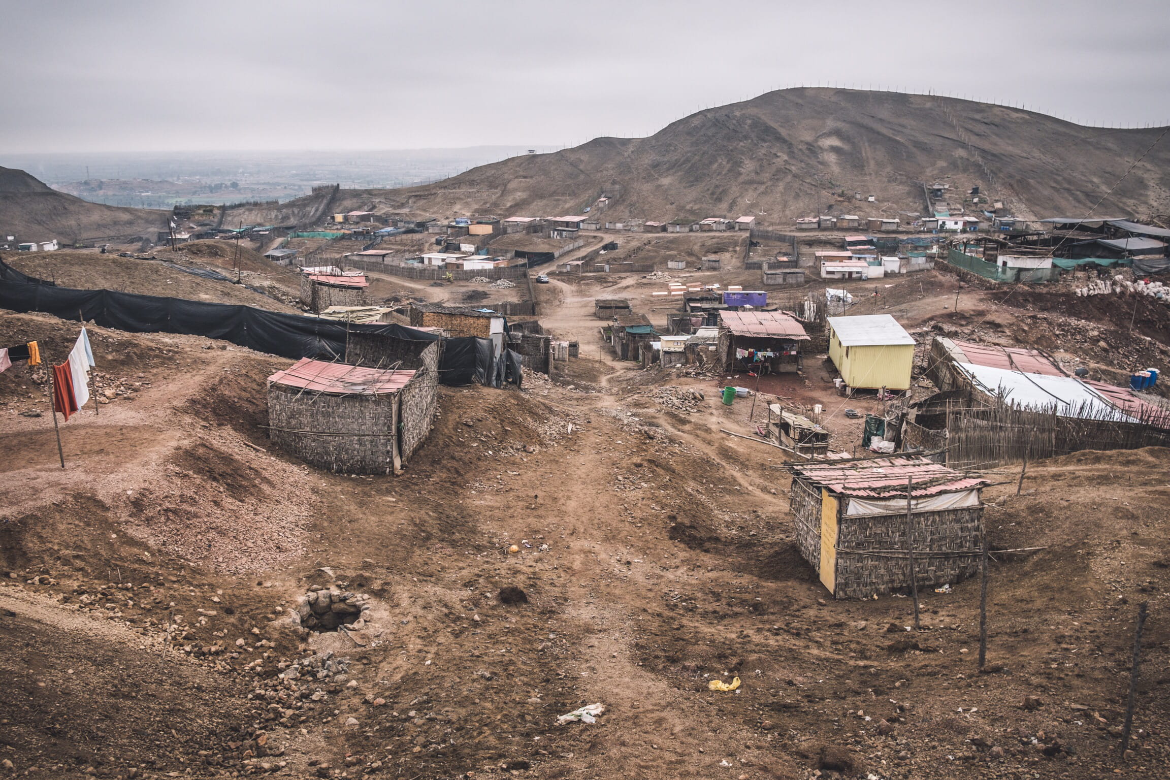 outdoors, poverty, house, cloud - sky, land, landscape, no people, built structure, nature, residential district, village, non-urban scene, building, building exterior, HD Wallpaper