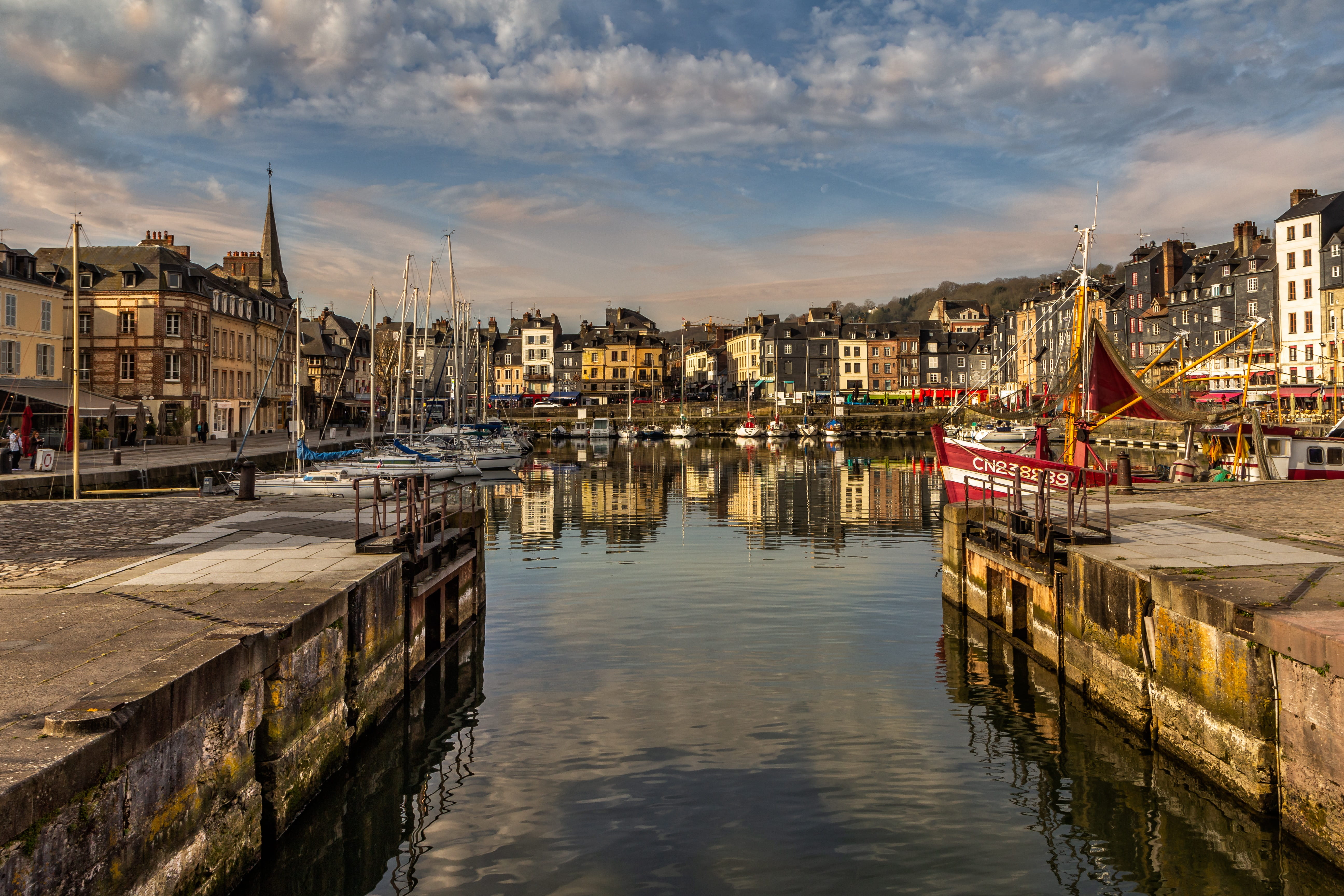 nature, 5K, clouds, perspective, moored, building exterior, mode of transportation, reflection, reflections, sailboat, water, honfleur, france, no people, HD Wallpaper