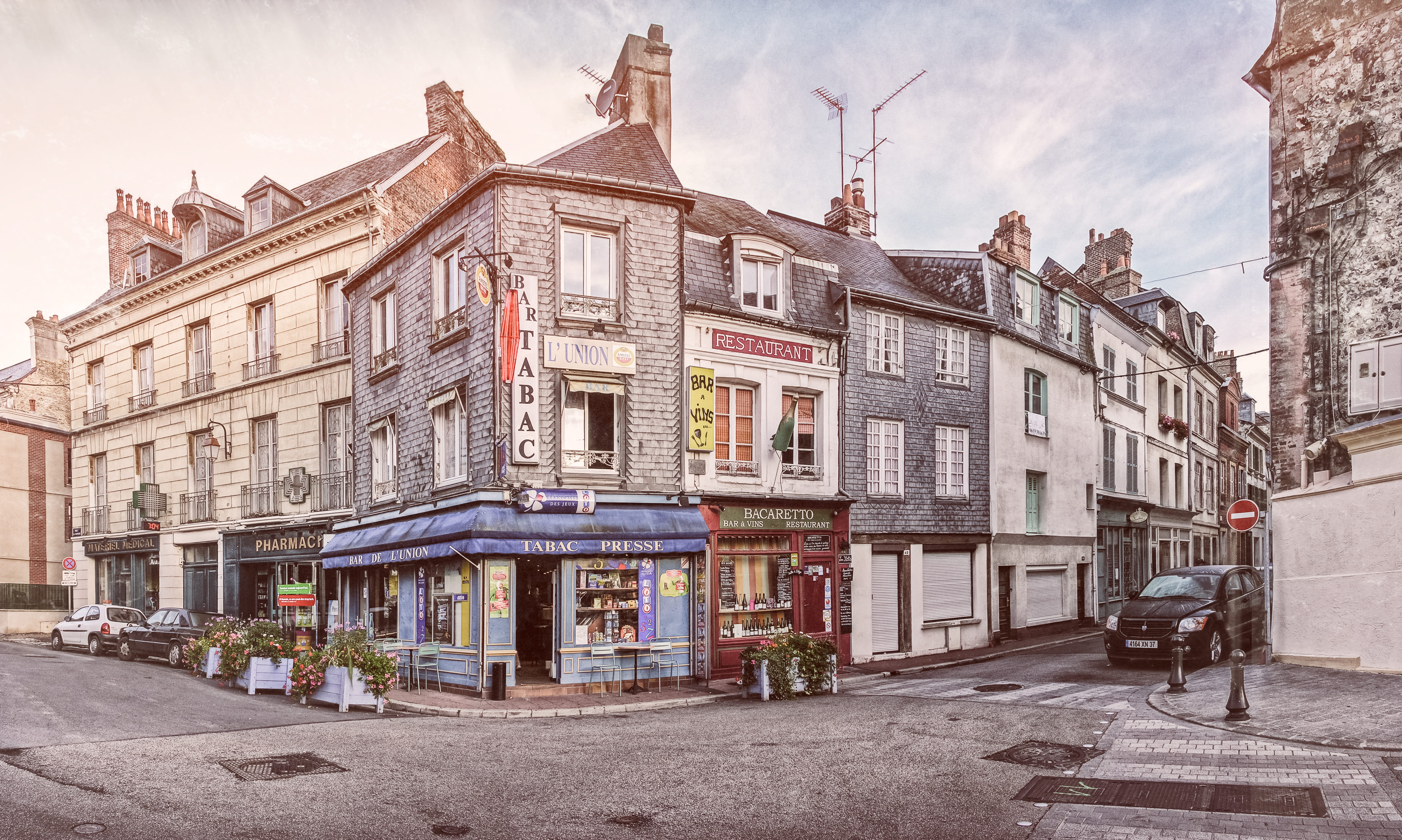 old, france, honfleur, sky, building exterior, house, row house, residential district, 4K, outdoors, car, architecture, cloud - sky, city, road, mode of transportation, HD Wallpaper