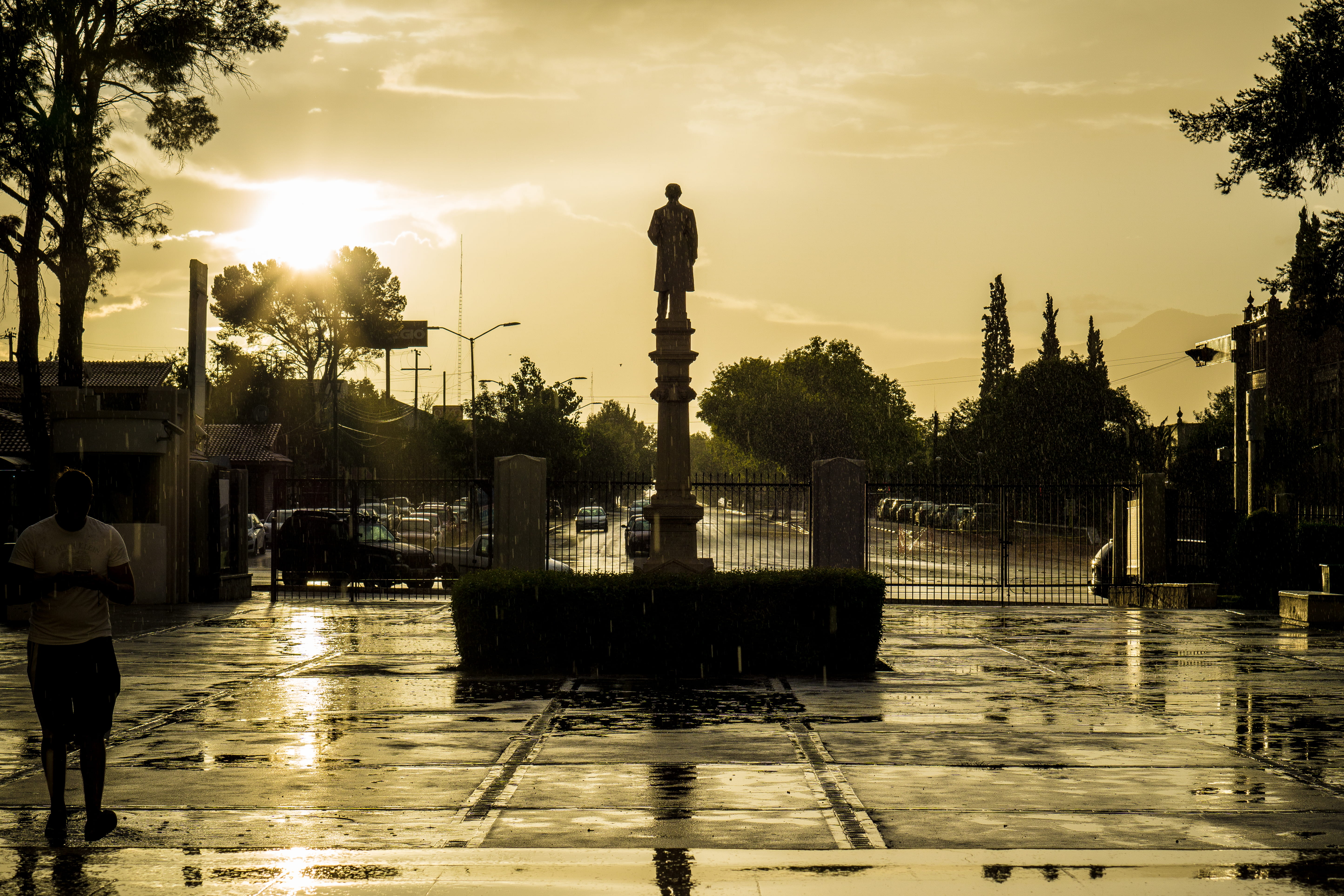 sky, rain, ateneofuente, mexico, cloud - sky, saltillo, built structure, reflection, atardecer, water, nature, plant, tree, spraying, sun, sunlight, cludy, HD Wallpaper