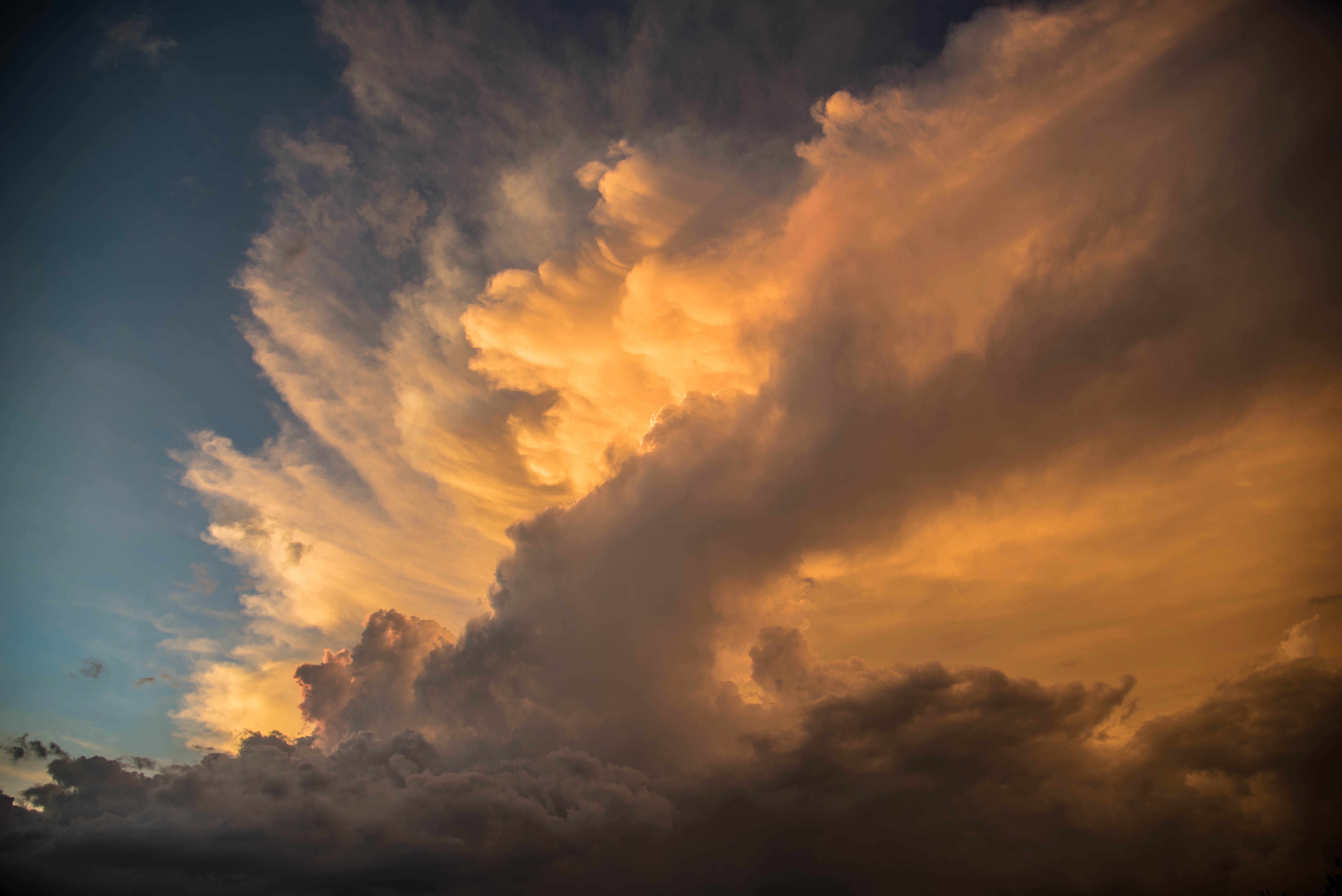 atardecer, colore, dramatic sky, layer, cloud - sky, white, orange color, beauty in nature, tranquil scene, silhouette, color, clouds, 5K, orange, environment, HD Wallpaper
