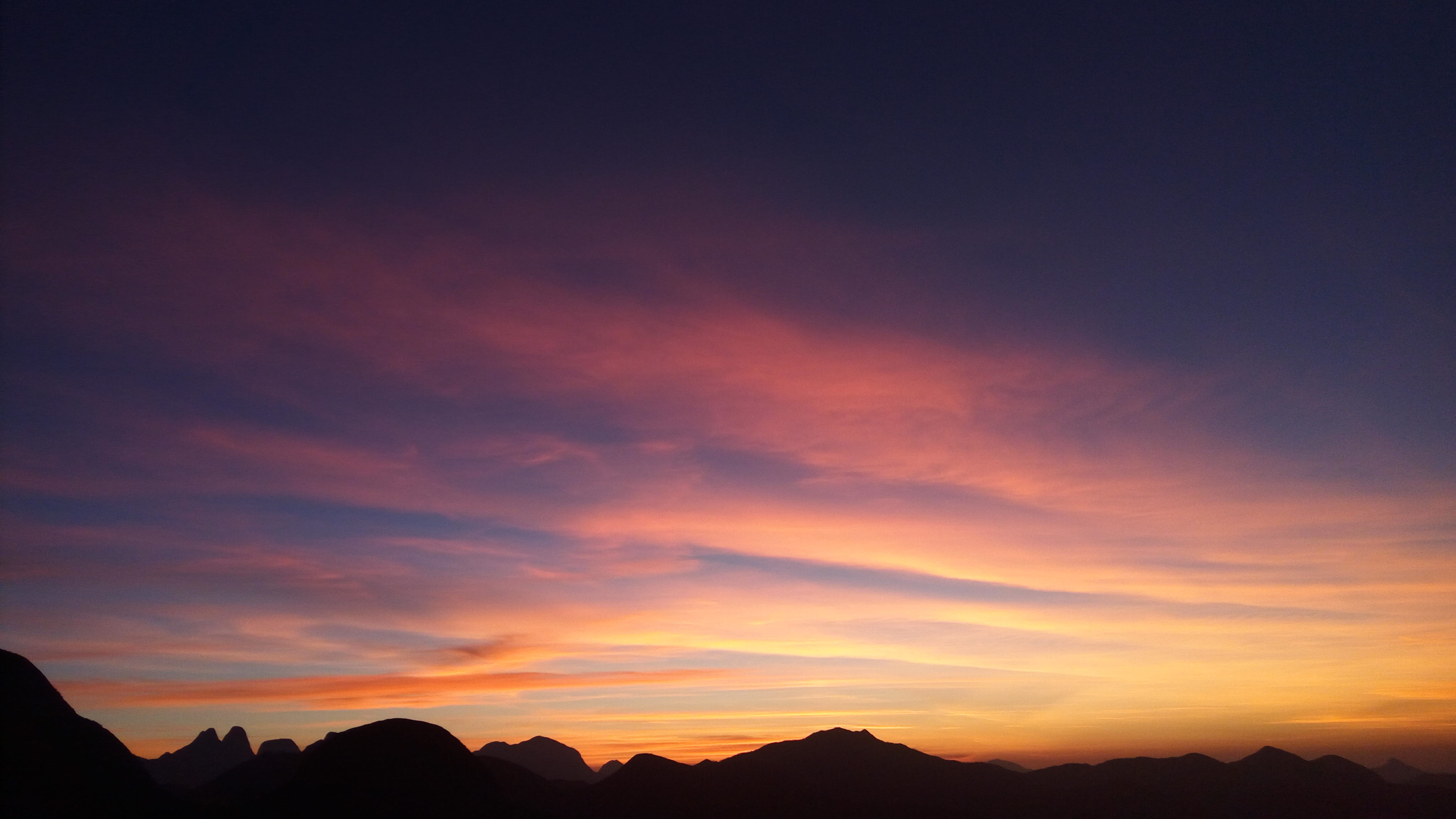 sunrise, mountain, orange Color, dramatic sky, sunrise - Dawn, nature, scenics, 4K, sunlight, cloud, r, dark, Pôr, mountain range, beauty In Nature, sky, HD Wallpaper