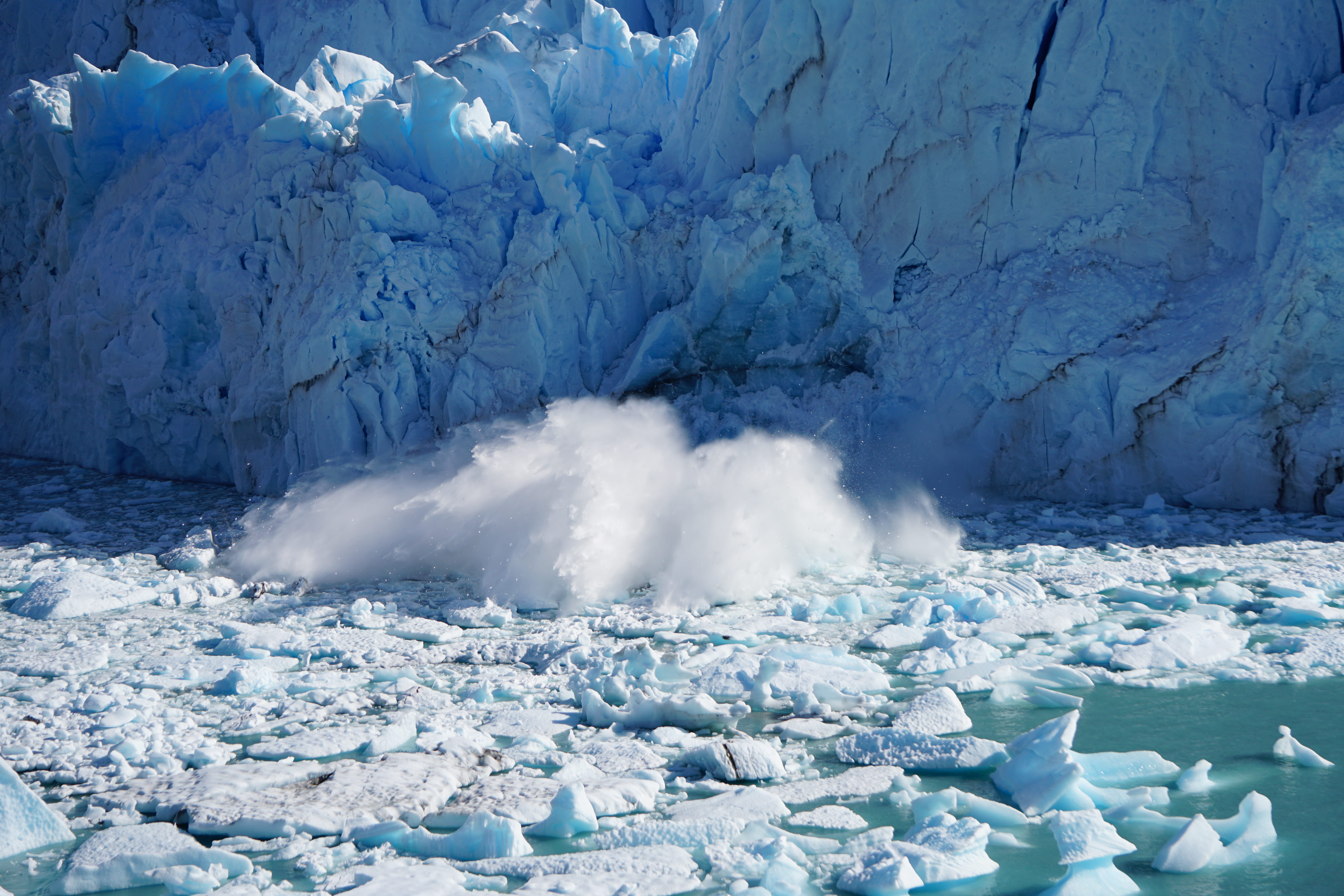 no people, bay, scenics - nature, iceland, iceberg - ice formation, crashing, melting, glacier, river, cold temperature, white, landscape, splash, environment, HD Wallpaper