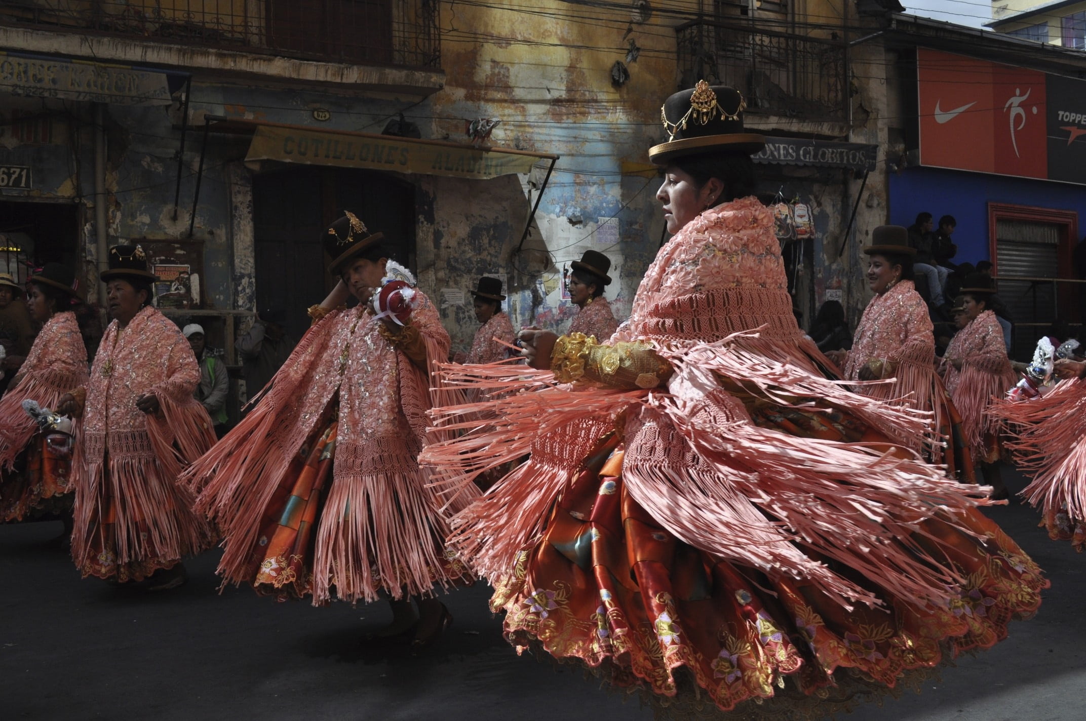 dancing, spirituality, human representation, real people, bolivia, 1080P, retail, built structure, day, festival, stack, people, dancer, outdoors, representation, HD Wallpaper