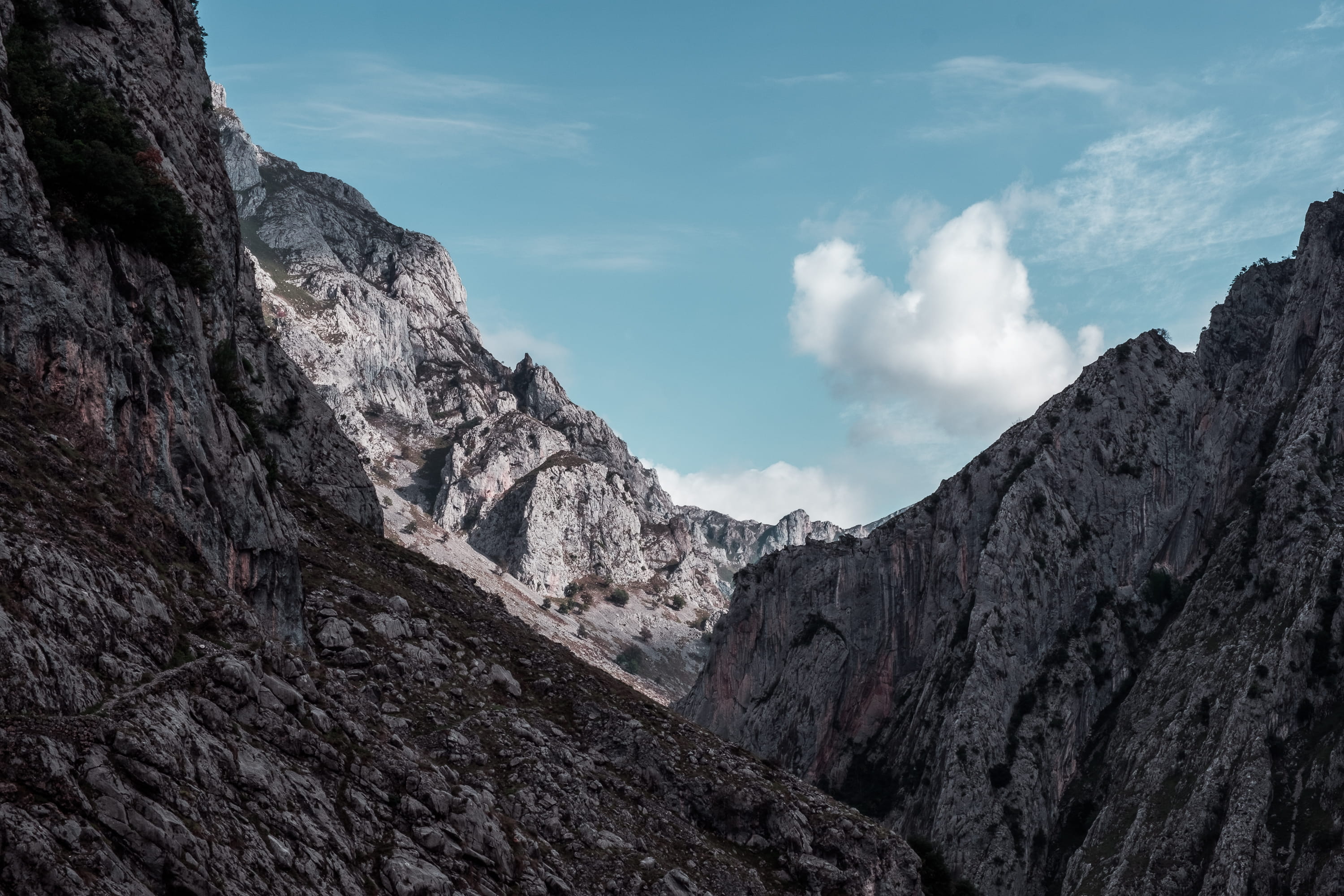 day, nature, spain, 2K, snow, landscape, rock, picos de europa, physical geography, mountain range, environment, clear, rock formation, glacier, non-urban scene, HD Wallpaper