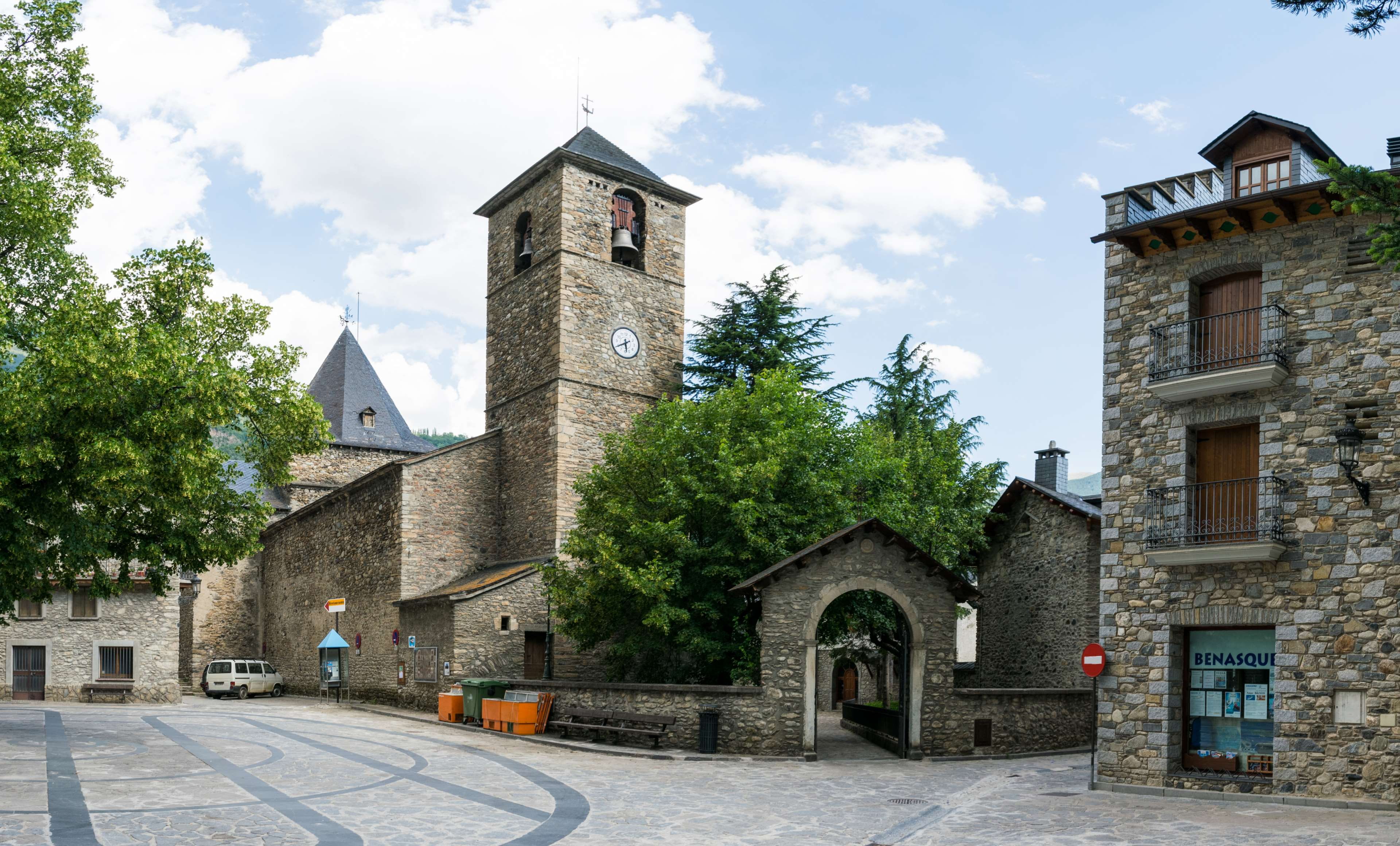 vacaciones, montana, benasque, bens, cloud - sky, building exterior, 4K, espana, urbano, iglesia de santa mara, aragn, the past, spirituality, viajar, HD Wallpaper