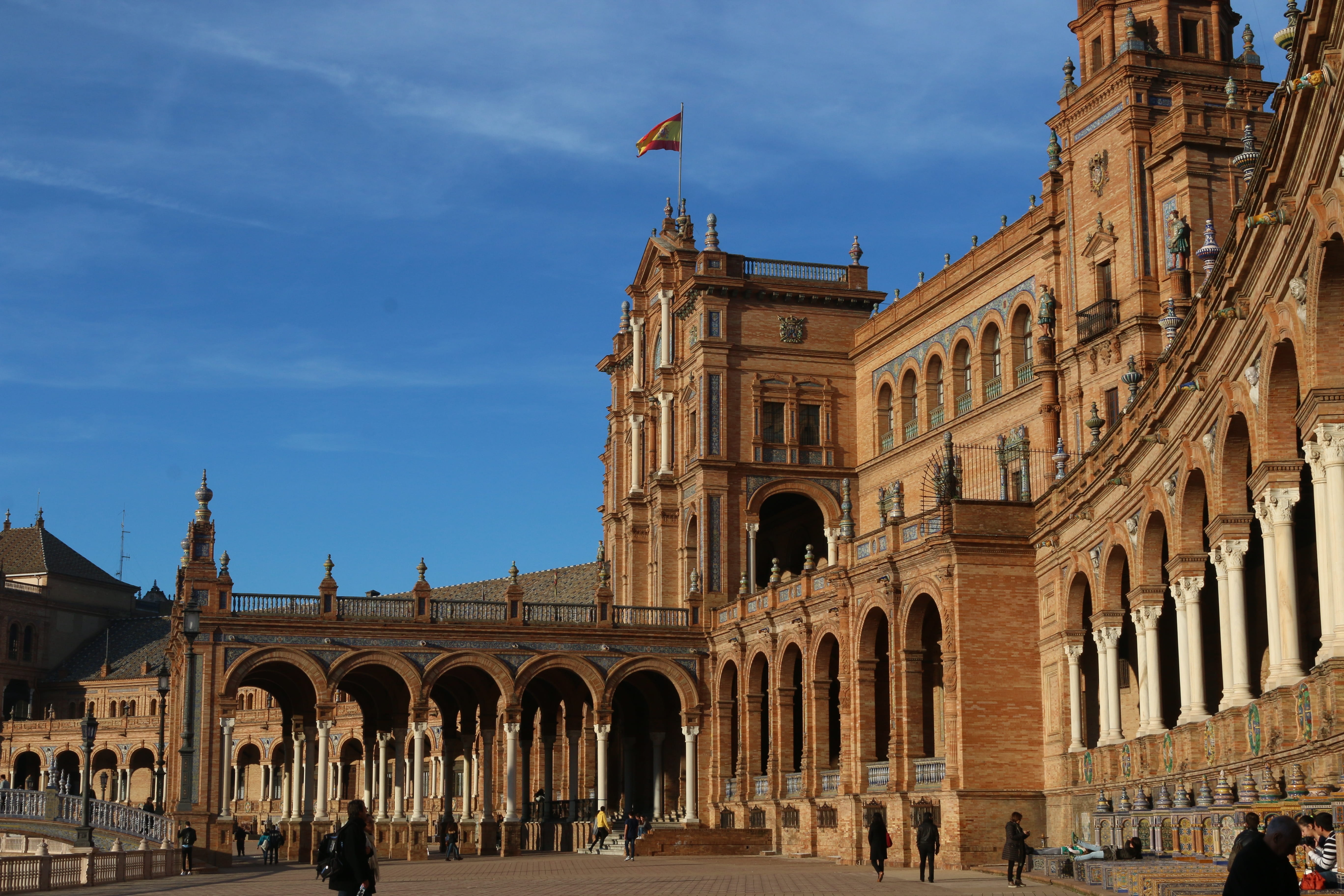 walking, 5K, government, plaza de españa, sevilla, architectural column, square, spain square, architecture, group, the past, landscape, built structure, HD Wallpaper