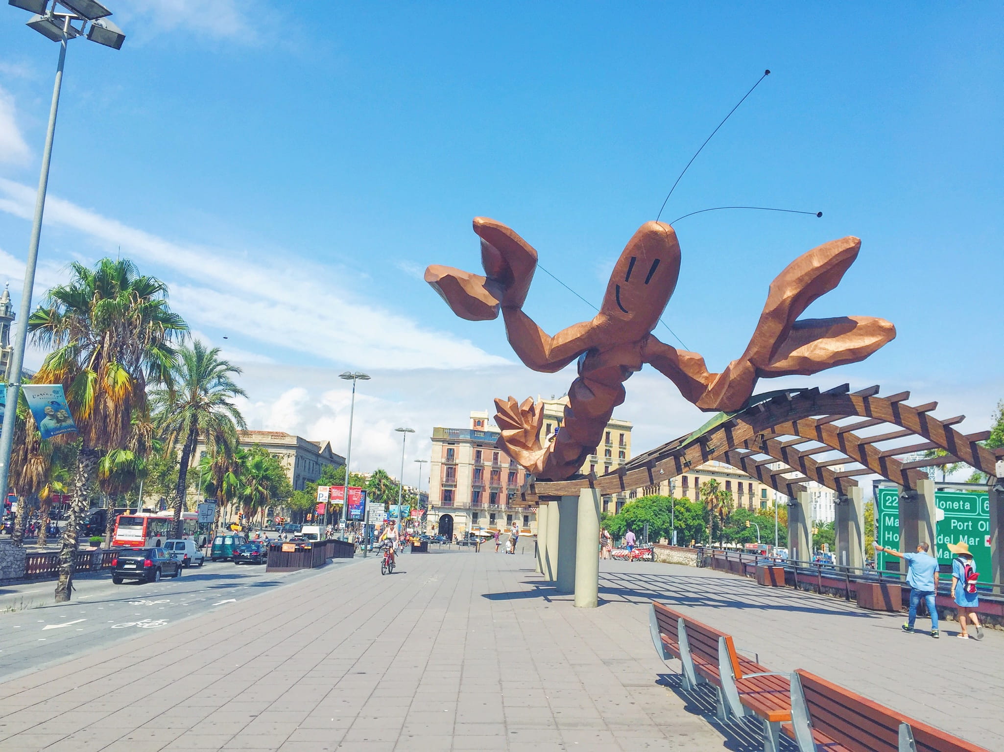 real people, summer, day, architecture, built structure, palm trees, incidental people, lobster, palm tree, footpath, sunlight, plant, sculpture, 1080P, HD Wallpaper