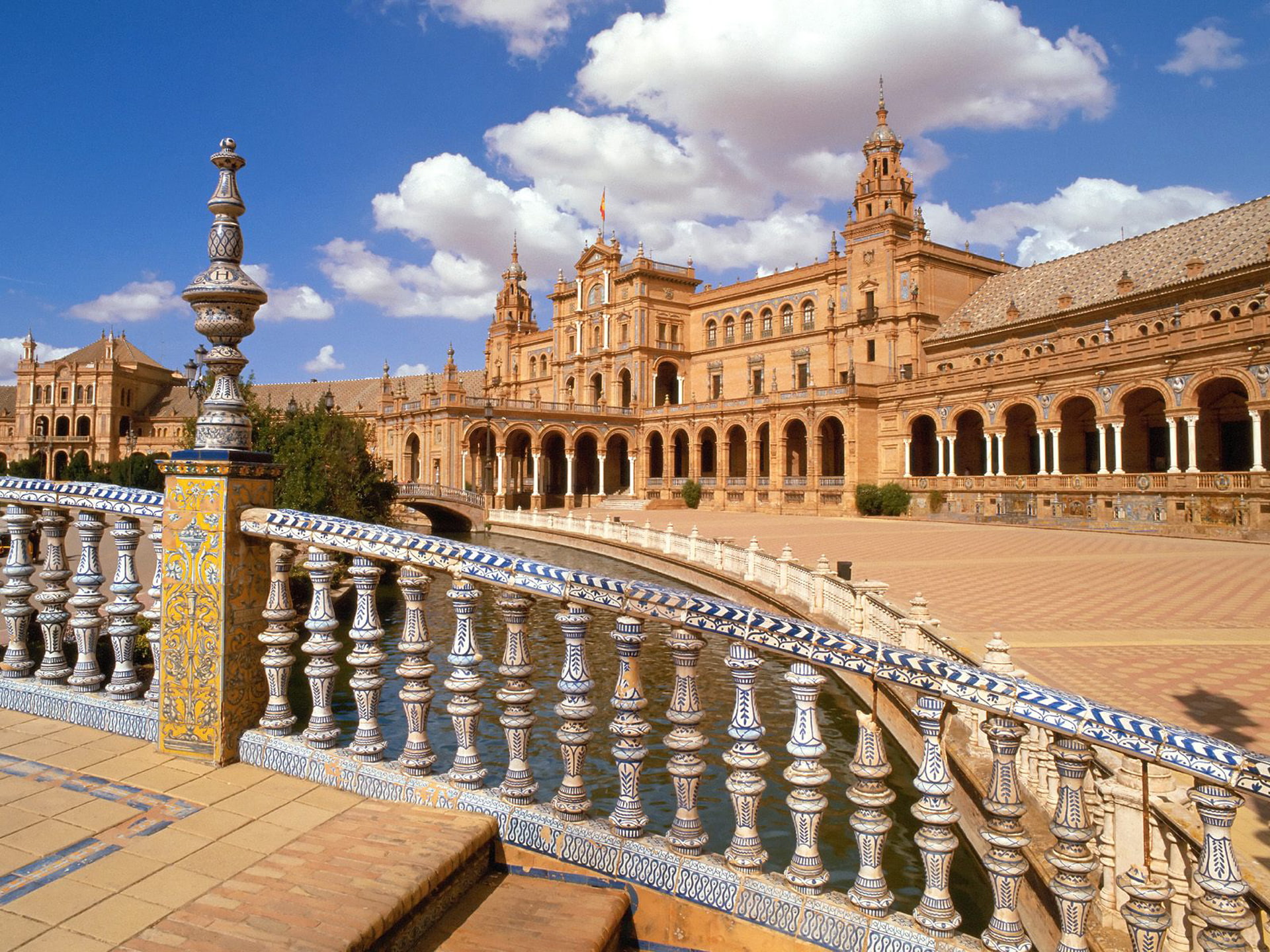 tourism, Spain, travel, sky, mansion, palace, Andalusia, Seville, city, arch, monument, town Square, national Landmark, built Structure, cultures, center, HD Wallpaper