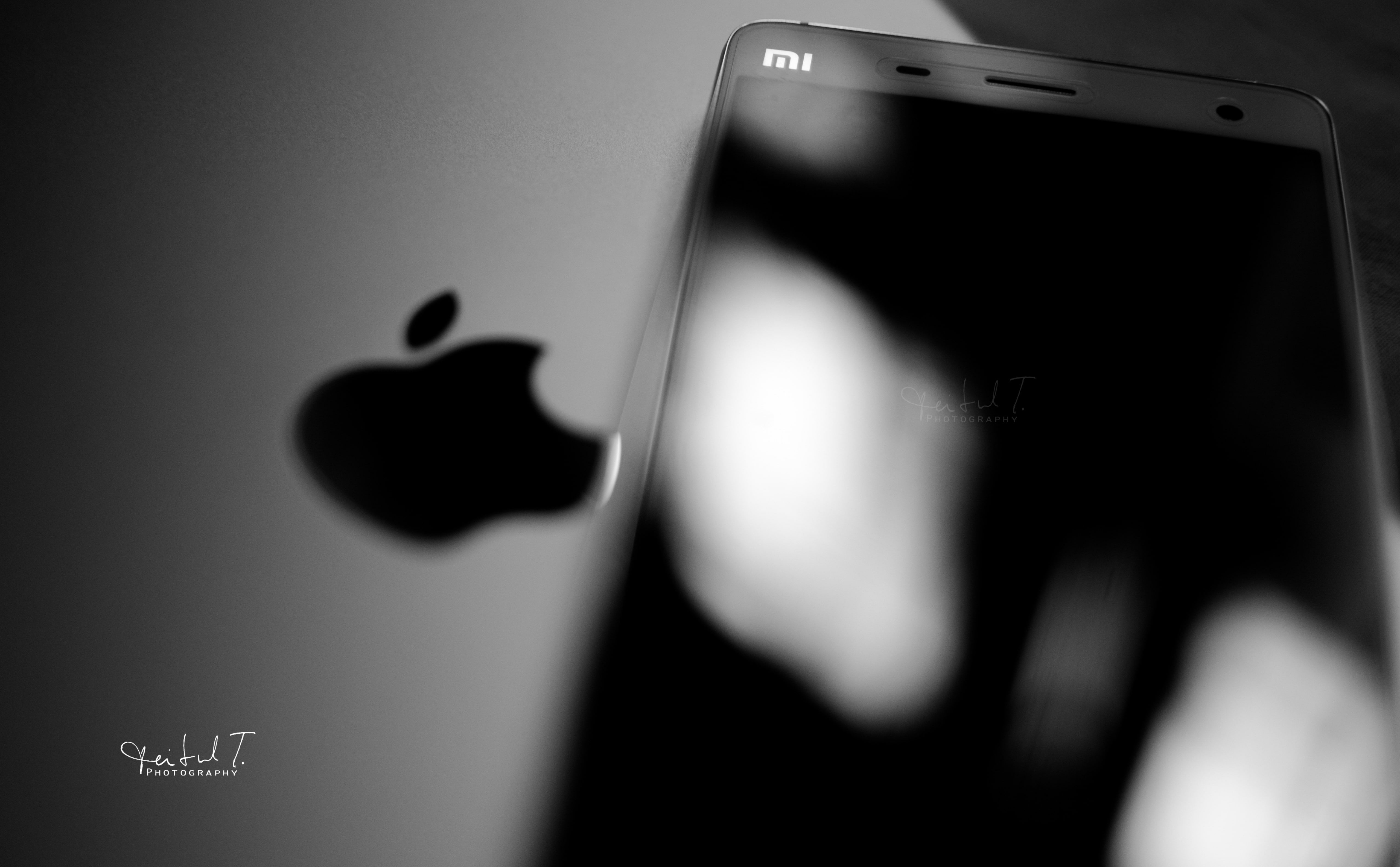 human body part, ipad, technology, close-up, connection, black color, air, indoors, computer, white, smartphone, apple, smart phone, ipadair, one person, HD Wallpaper