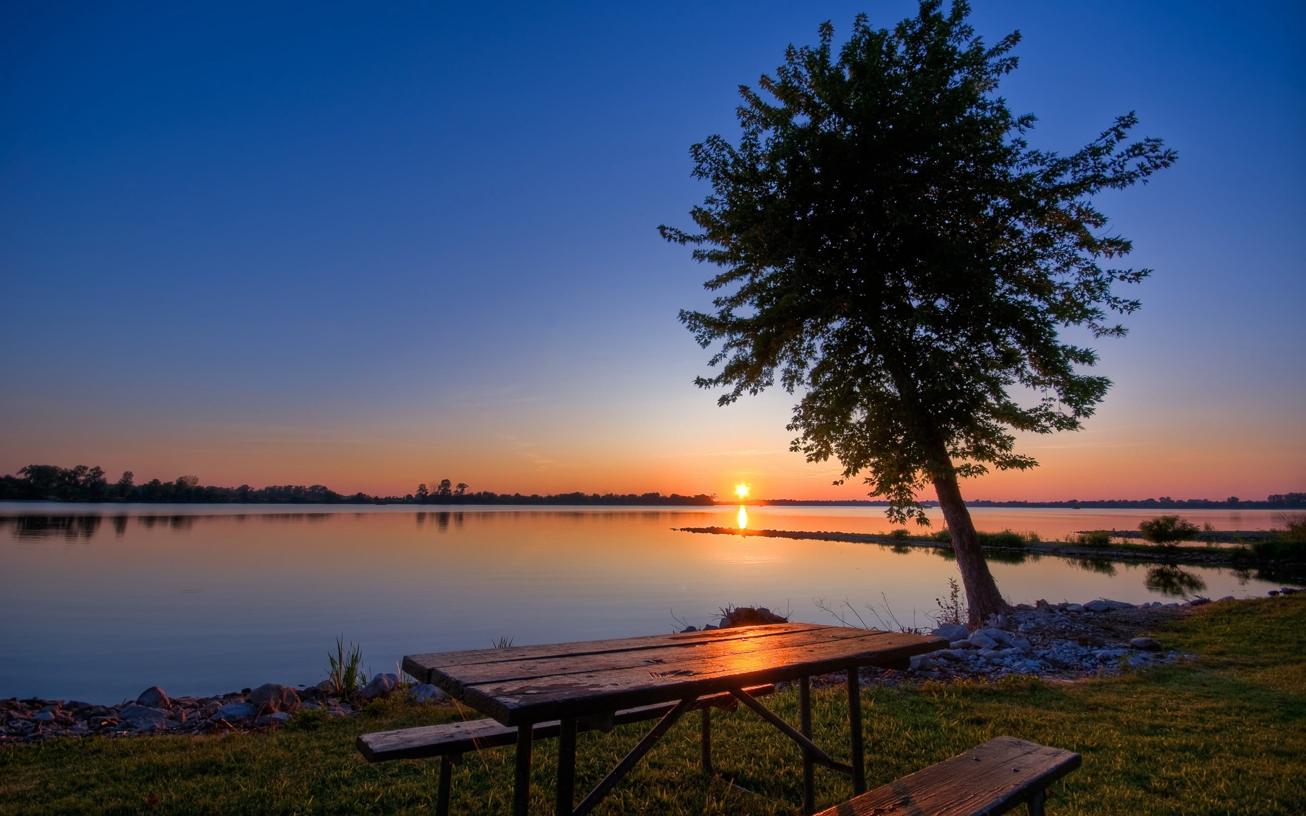 tranquil Scene, wood - Material, plant, water, color Image, decline, vacations, blue, scenics, dusk, 2K, summer, picnic, waters Edge, outdoors, evening, HD Wallpaper