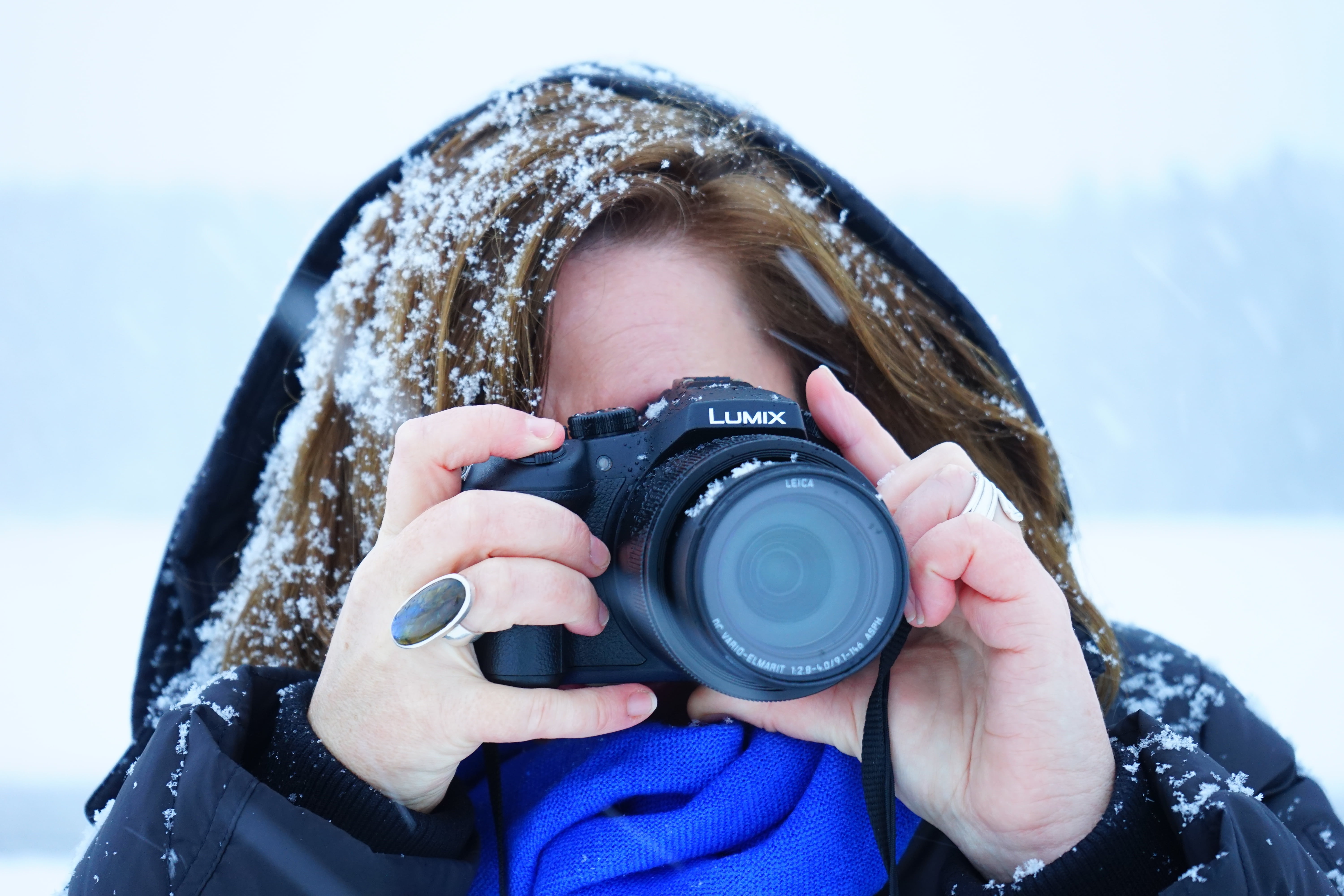 outdoors, warm clothing, frosty, photo, digital, adult, portrait, human, people, winteraufnahme, holding, winter photography, cold, photographing, snowfall, HD Wallpaper