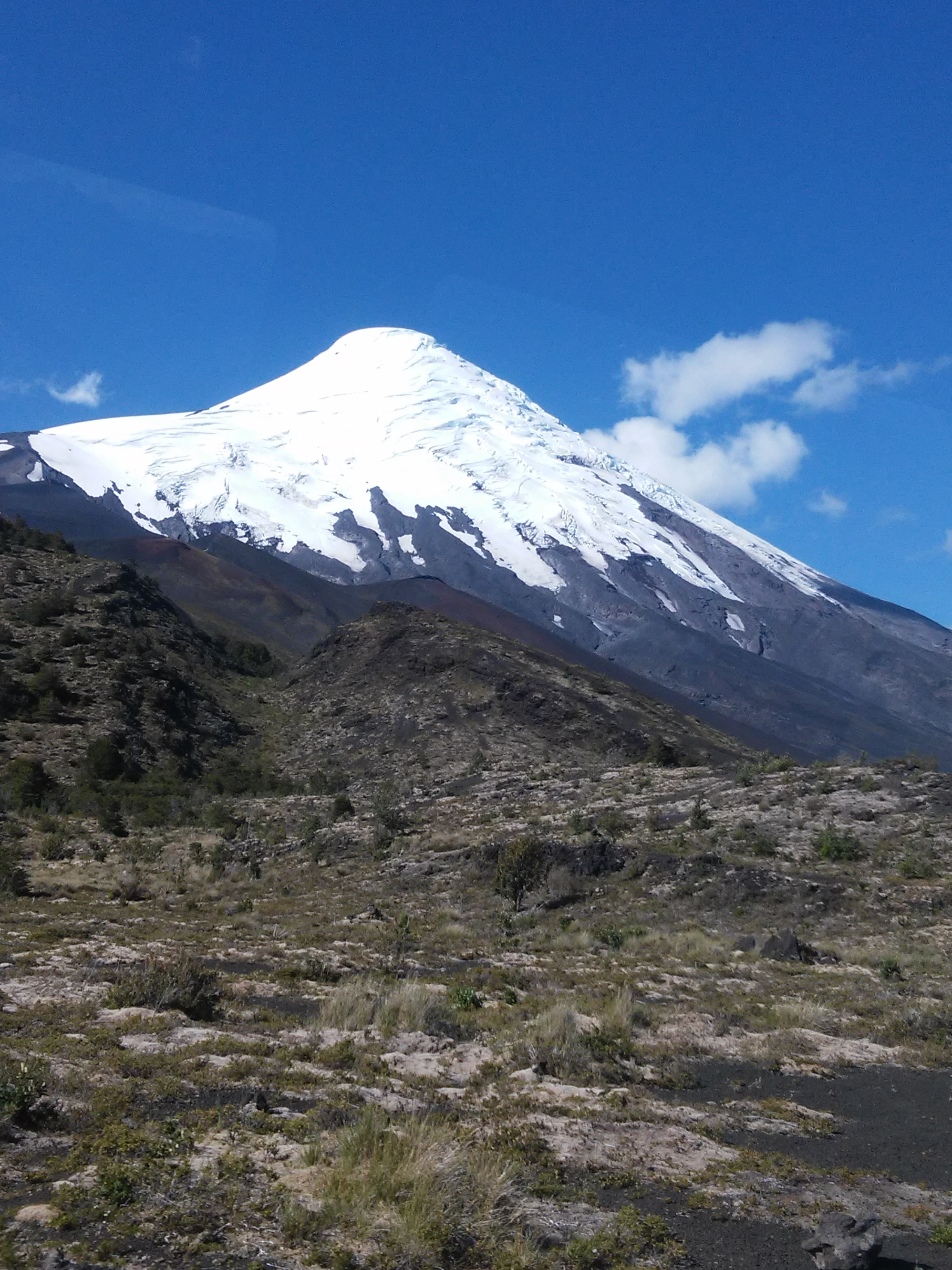 cloud - sky, winter, outdoors, environment, blue, landscape, osorno, chile, beauty in nature, snowcapped mountain, sky, cold temperature, snow, no people, Phone HD Wallpaper