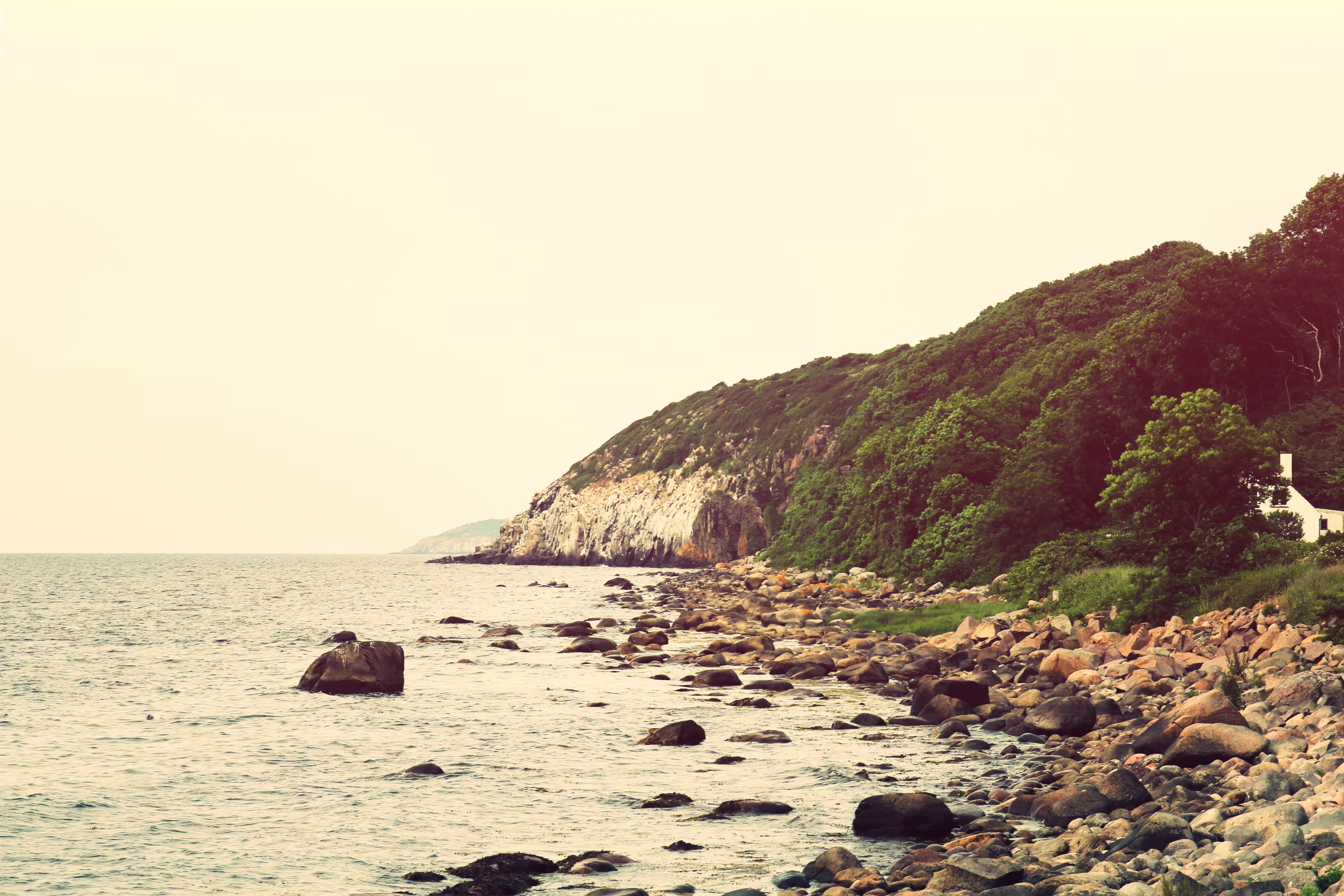coast, escape, day, sky, 2K, cliffs, hut, rocky coastline, wild, vegetation, shore, coastline, solid, copy space, tranquil scene, nature, hidden, no people, HD Wallpaper