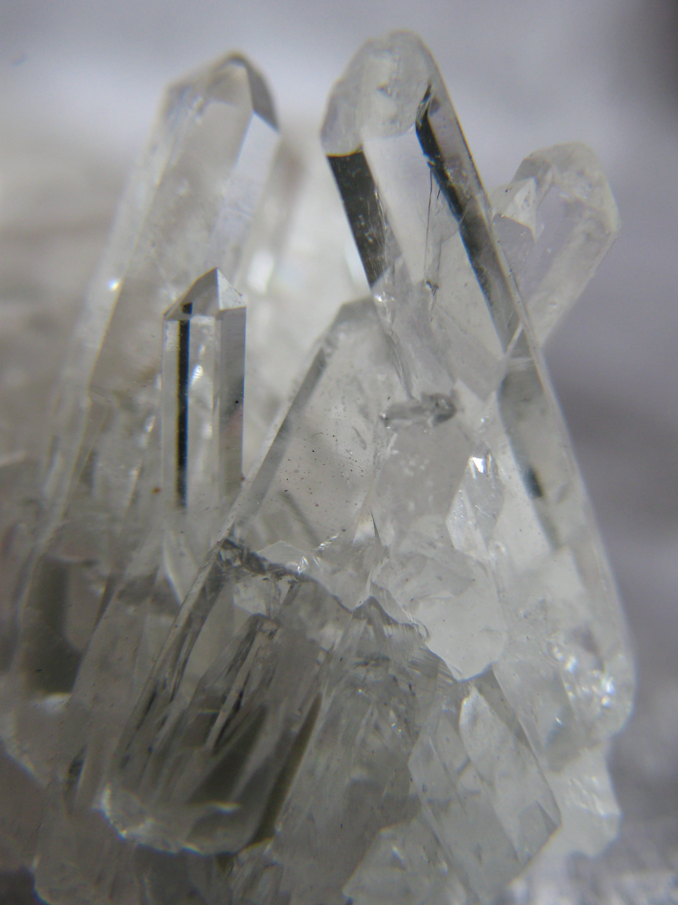 jewel, crystal, focus on foreground, cold temperature, frozen, table, natural, mineral, food and drink, nature, glass - material, Transparent, jewelry, Phone HD Wallpaper
