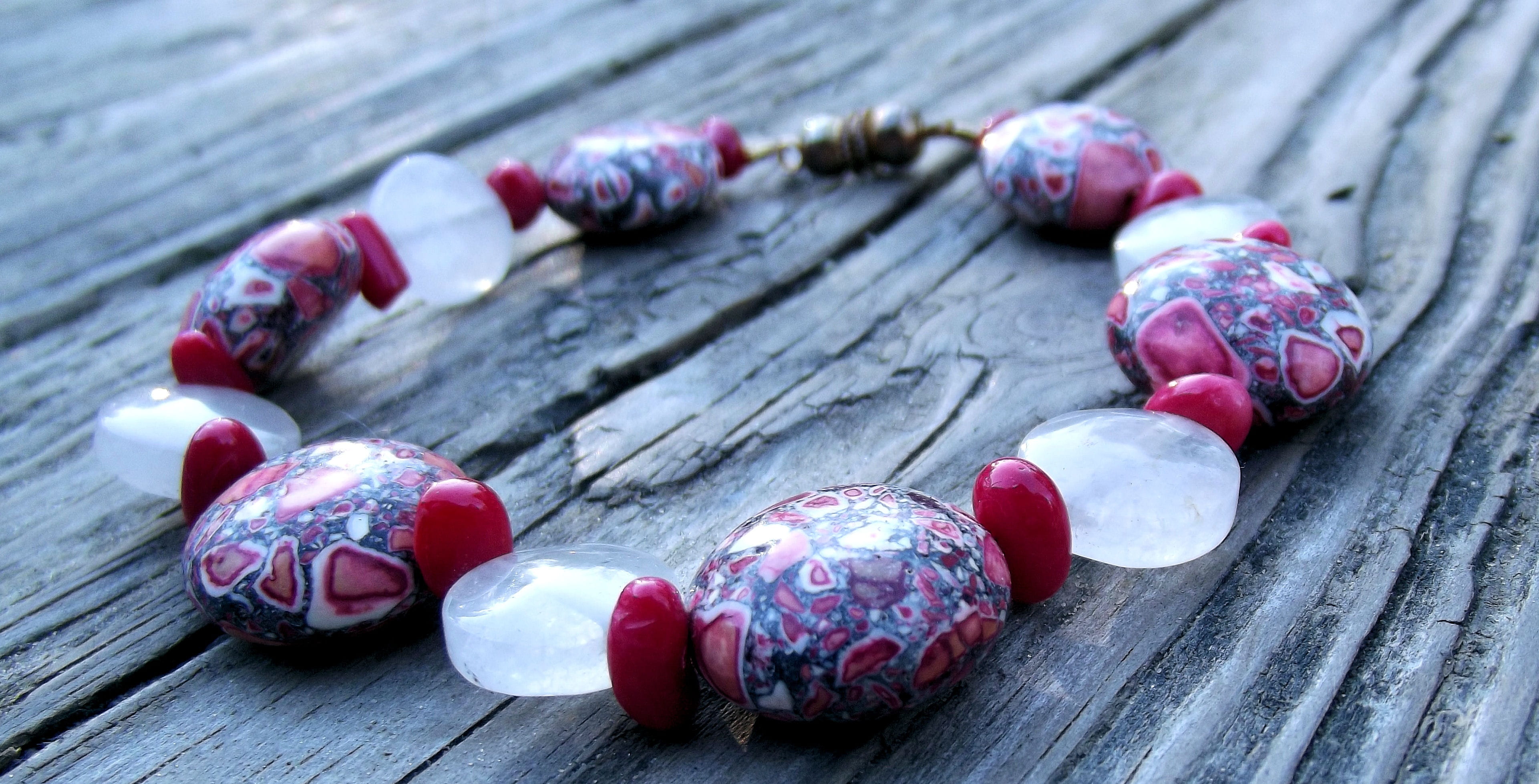 beading, easter, stone, table, genuine, crystal, polished, wood - material, multi colored, vibrant color, shiny, easter egg, rock, selective focus, gemstone, HD Wallpaper