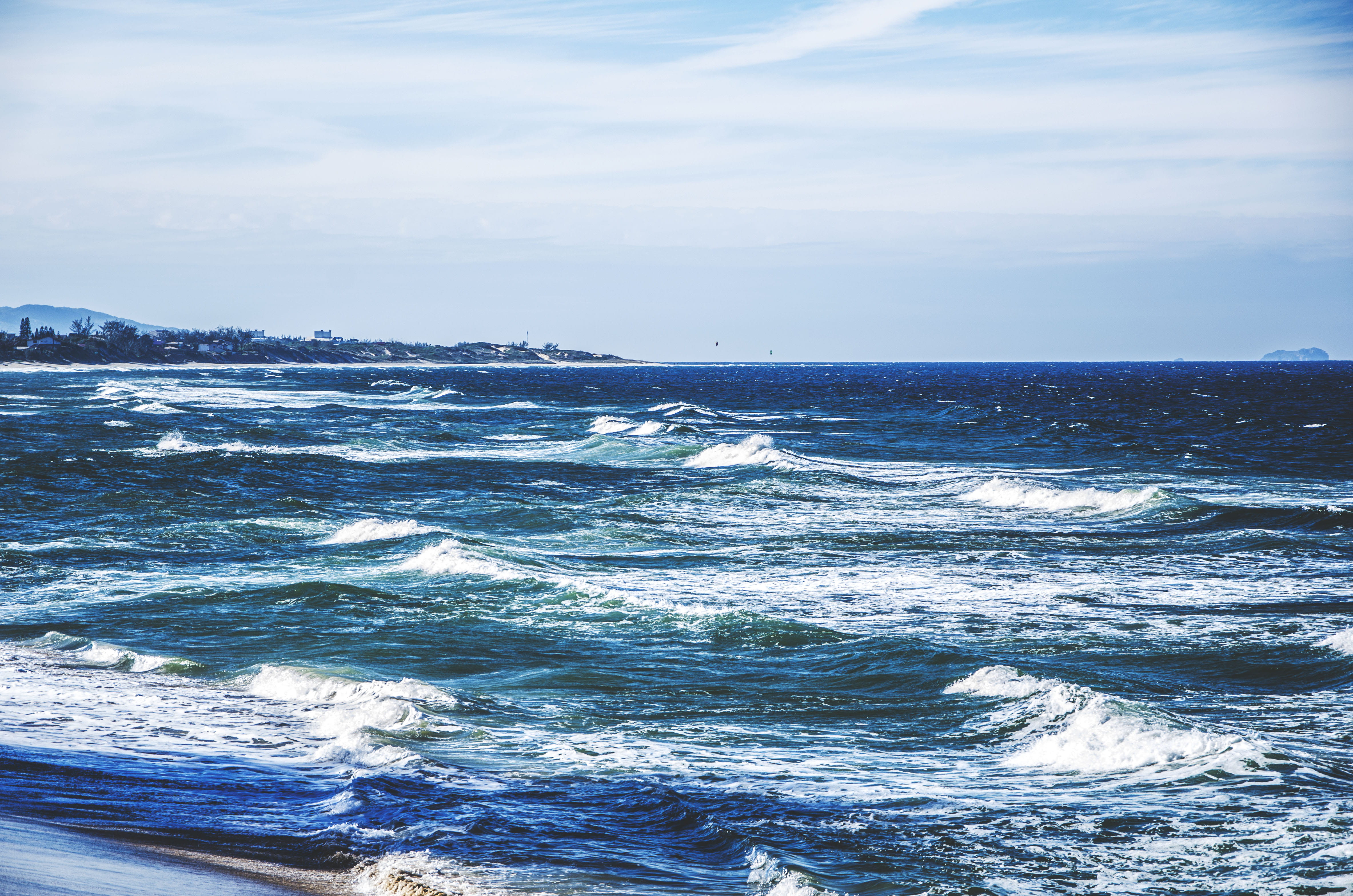 sky, beauty in nature, surfing, power in nature, waterfront, 4K, horizon over water, paradise, sea, wave, scenics - nature, beach, outdoors, aquatic sport, HD Wallpaper