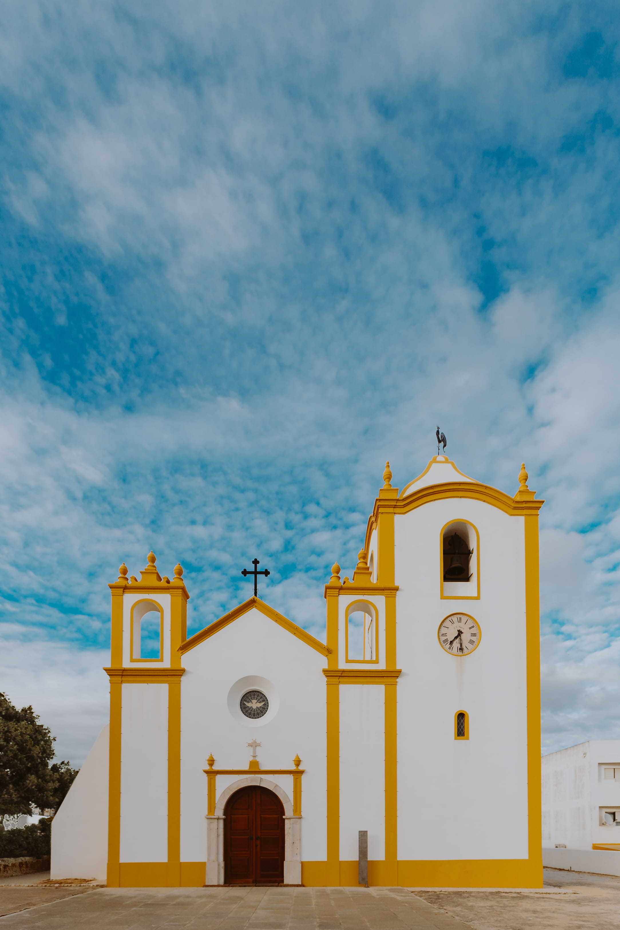 Europe, nature, tower, algarve, building exterior, summer, sunny, lagos, chapel, built structure, religion, building, luz, portugal, day, 2K, church, village, Phone HD Wallpaper