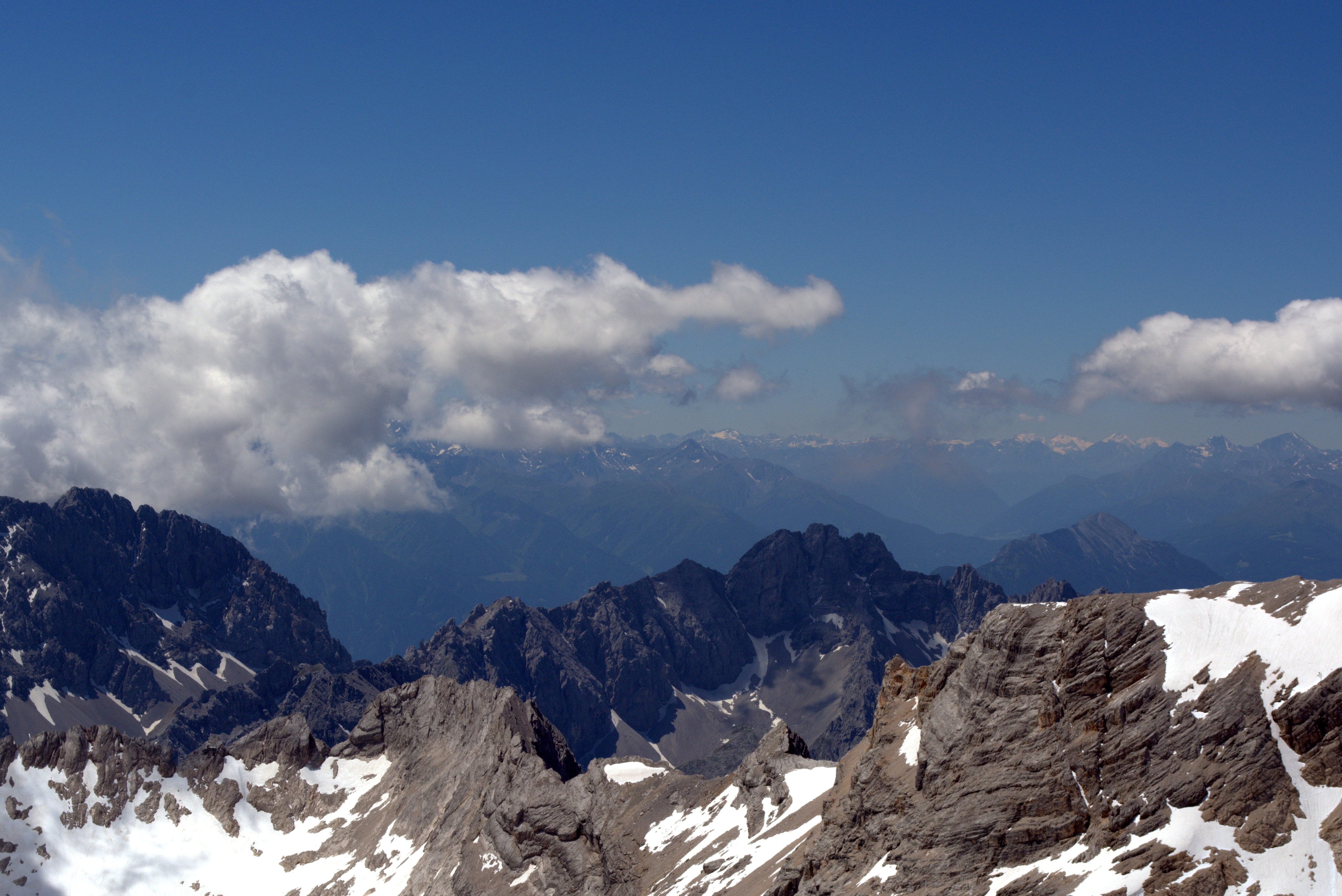 5K, cold temperature, rest, tranquility, high up, day, far right, Garmisch, rock rocks, scenics, mountain Range, cloud - sky, holiday, blue, mountains, HD Wallpaper