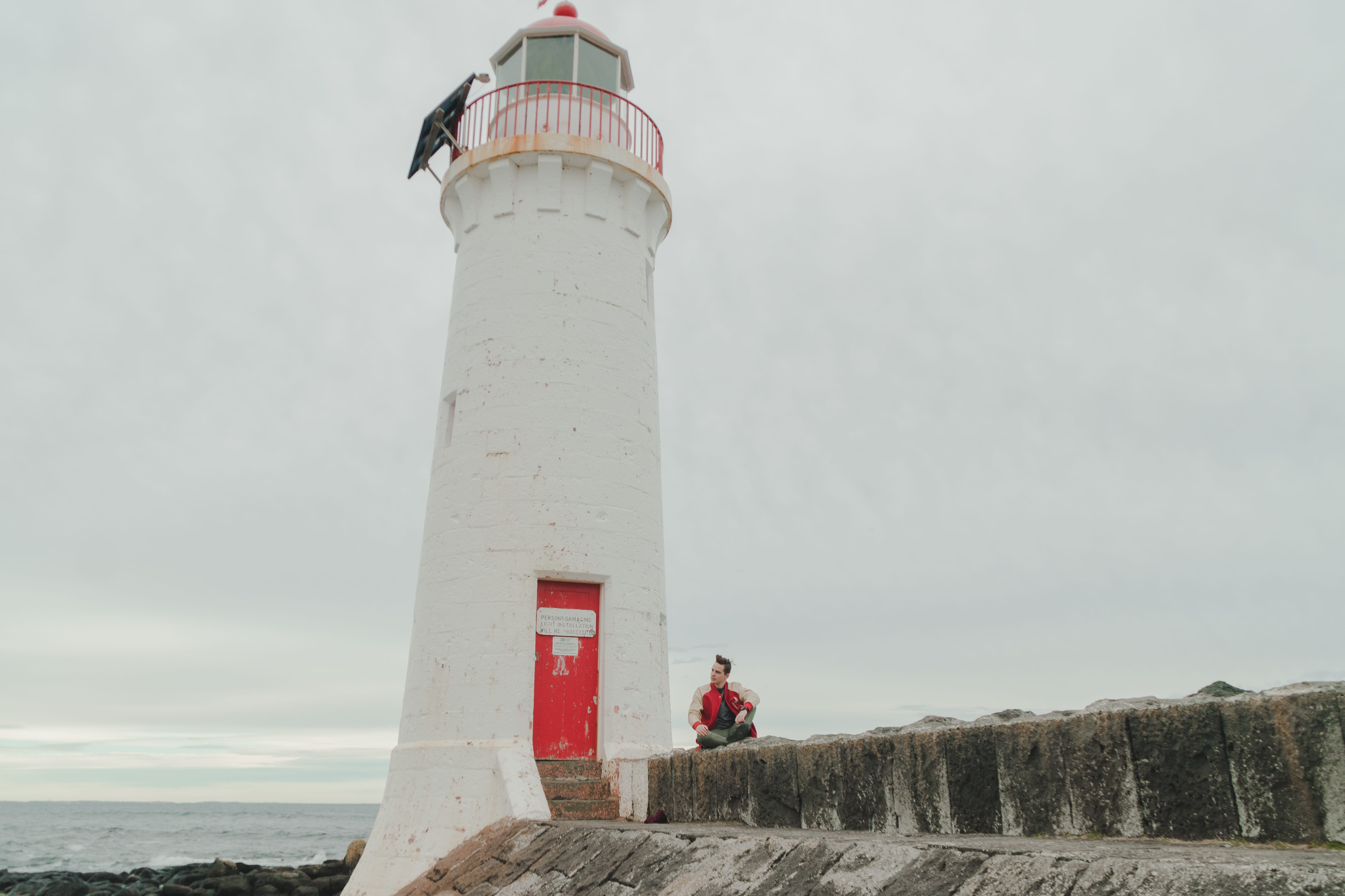 real people, travel, building exterior, direction, griffitts island, wind, jacket, red, sky, guidance, australia, beach, adventure, varsity, cloud, port fairy, HD Wallpaper