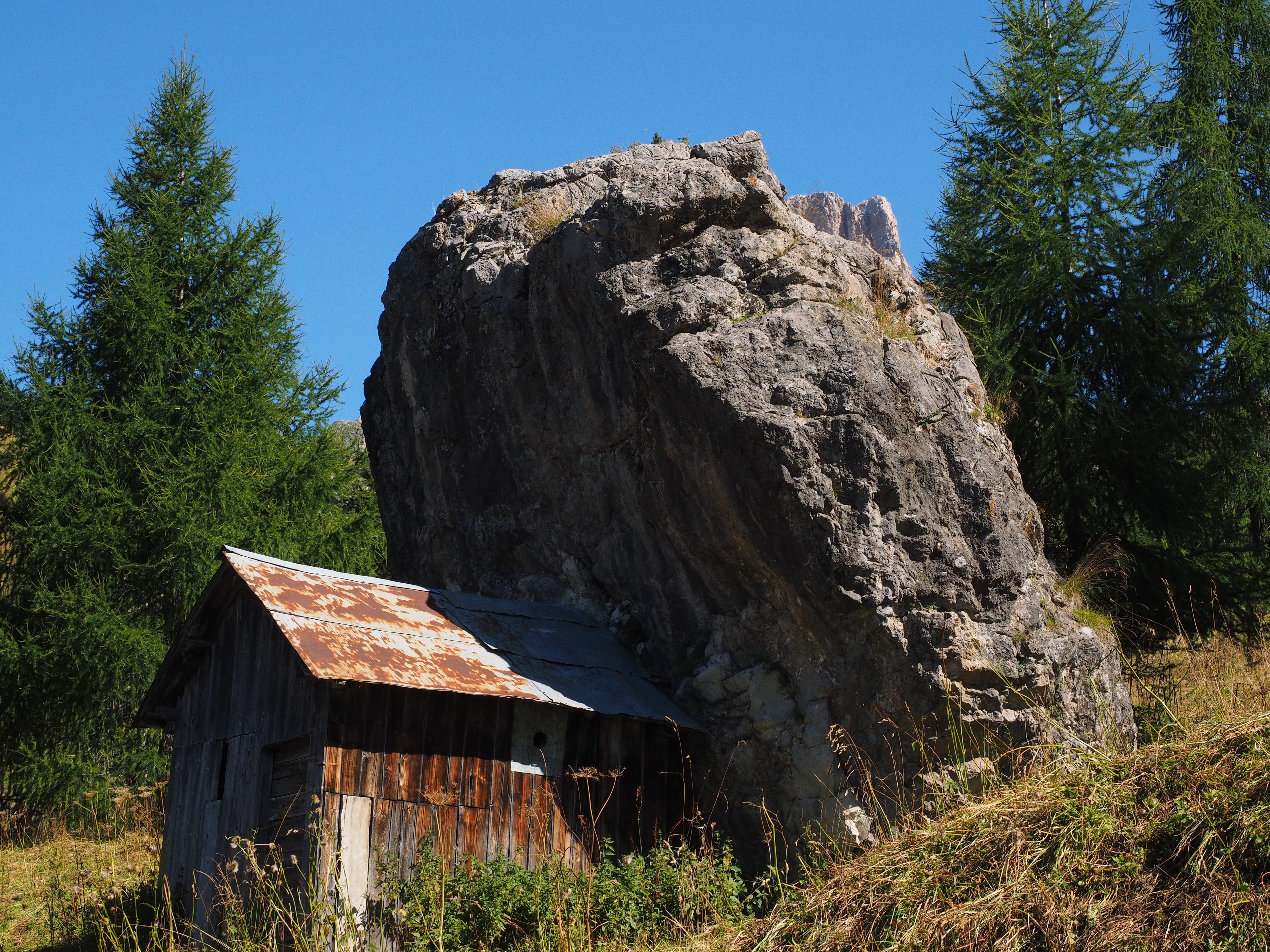 clear sky, scenics - nature, tree, dolomites, leave, dangerous, lonely, building, boulder, land, outdoors, nature, hut, mountain, solid, landscape, 4K, HD Wallpaper
