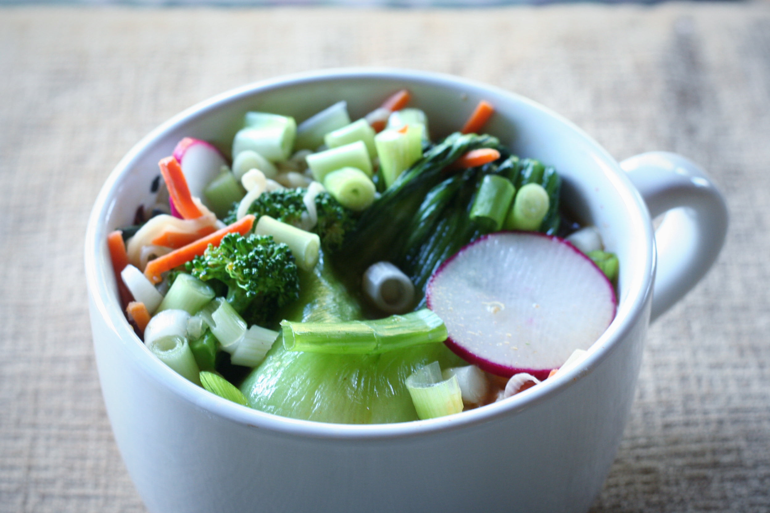 gourmet, green Color, meal, ceramic, 1080P, vegetarian Food, vegetable, organic, healthy Eating, food, ramen, white, bok choy, freshness, mug, dinner, HD Wallpaper