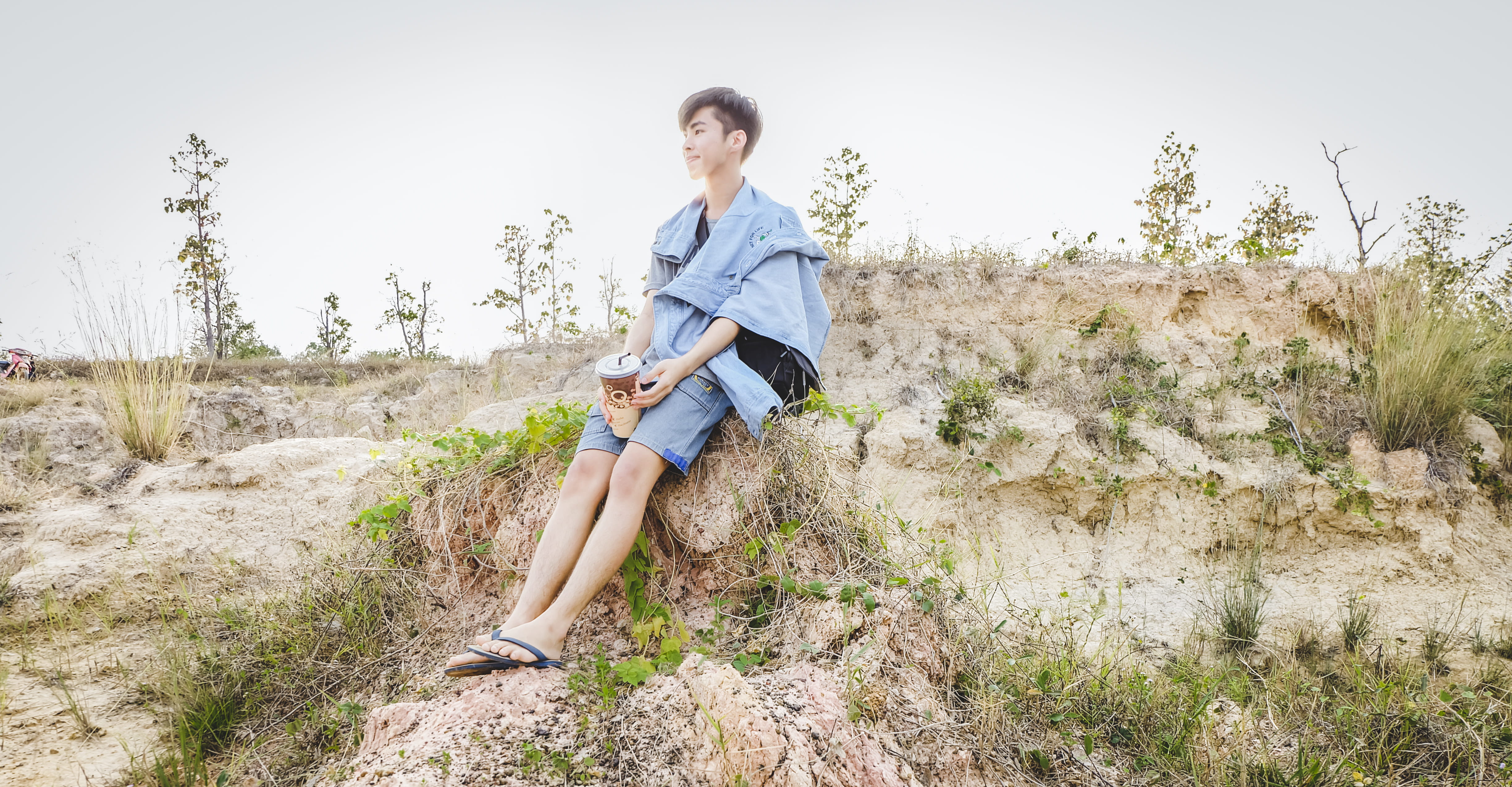 4K, grass, sky, lifestyles, hair, land, relaxation, thailand, adult, women, young adult, contemplation, day, sitting, landscape, ubon ratchathani, plant, HD Wallpaper