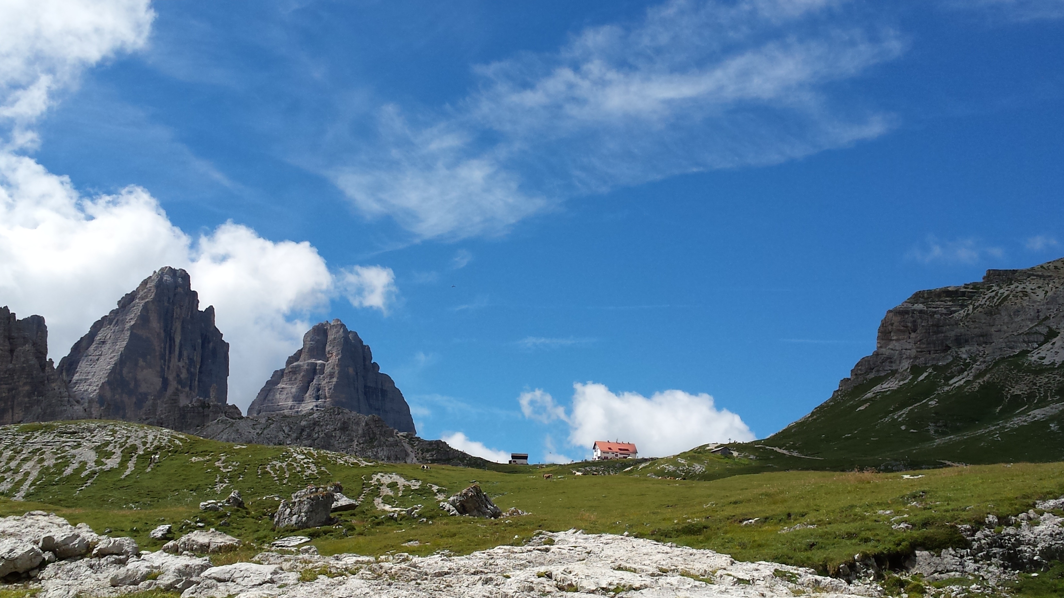 dolomites, nature, lavaredo, sky, non-urban scene, no people, formation, rock - object, rock, daylight, idyllic, solid, mountain, mountain range, cloud - sky, HD Wallpaper