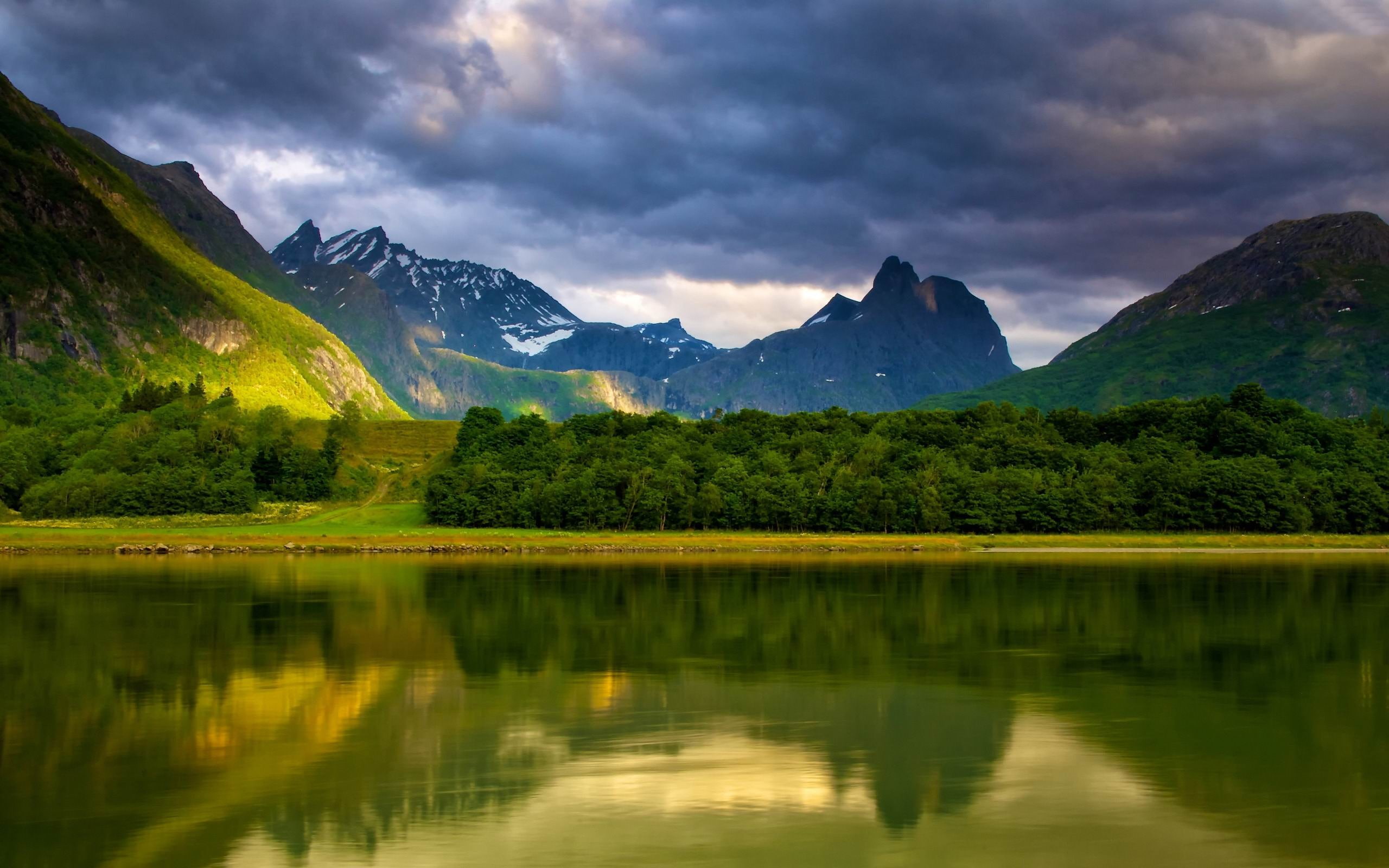 idyllic, tree, no people, plant, non-urban scene, hd, cloud - sky, reflection, norway, tranquil scene, environment, scenics - nature, water, romsdalen, HD Wallpaper