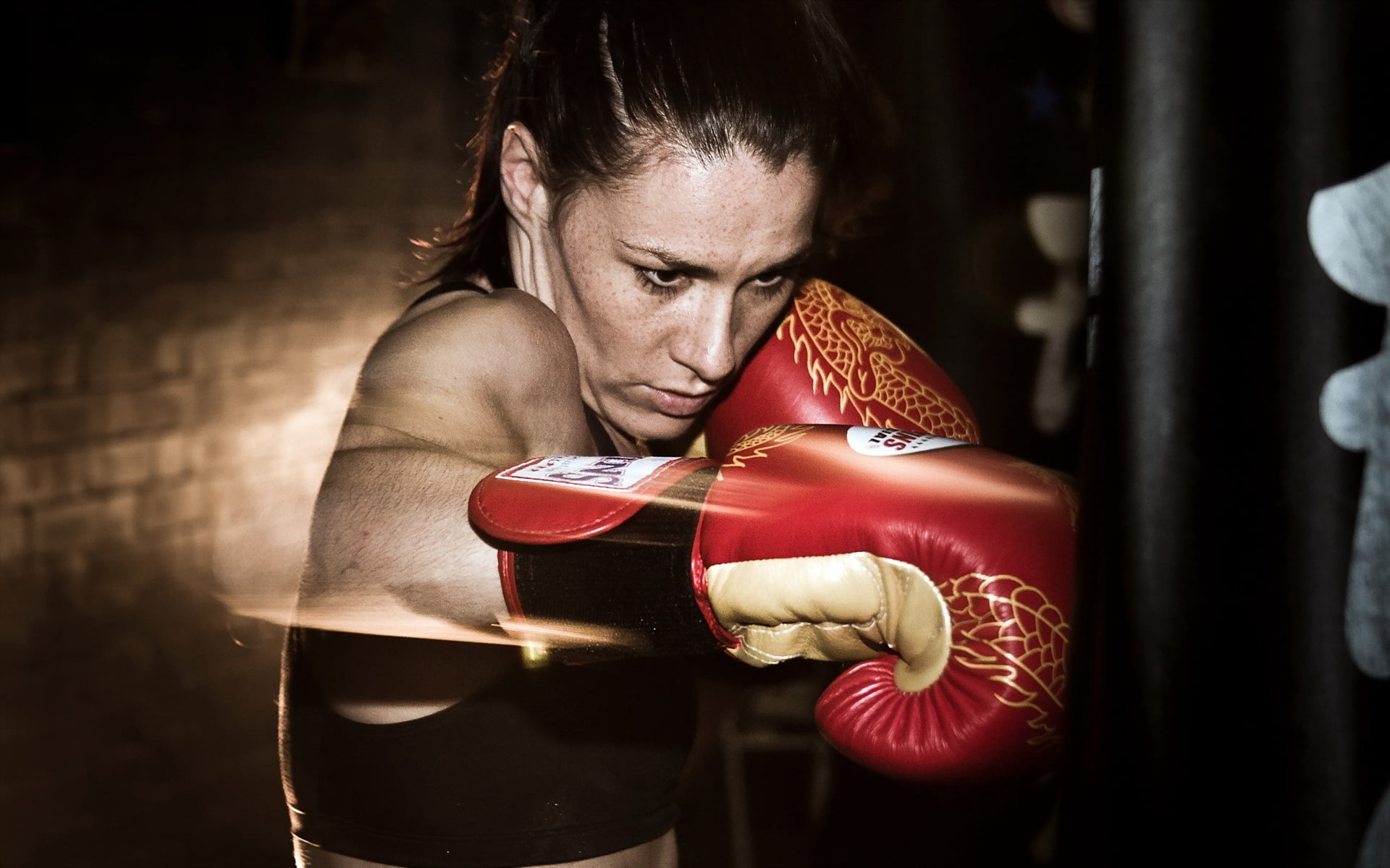 women, sports Glove, activity, competition, fighting, hand, portrait, anger, human Muscle, gloves, sports Training, caucasian Ethnicity, boxing - Sport, HD Wallpaper